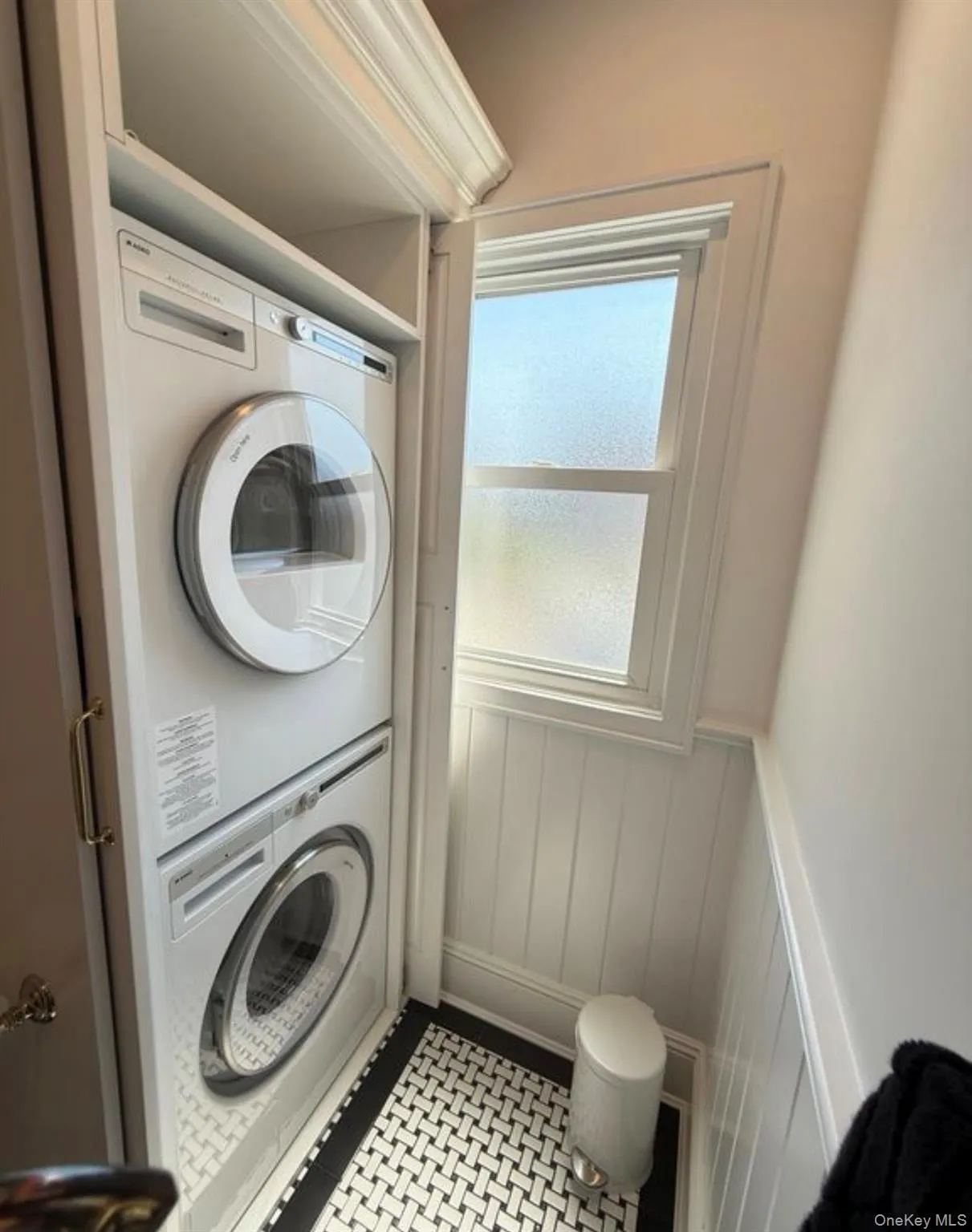 92 Hewlett Avenue, Hempstead, NY, 3 Bedrooms Bedrooms, 6 Rooms Rooms,2 BathroomsBathrooms,Residential Lease,For Rent,Hewlett,0,1050408 92 Hewlett Avenue, Hempstead, NY, 3 Bedrooms Bedrooms, 6 Rooms Rooms,2 BathroomsBathrooms,Residential Lease,For Rent,Hewlett,0,1050408