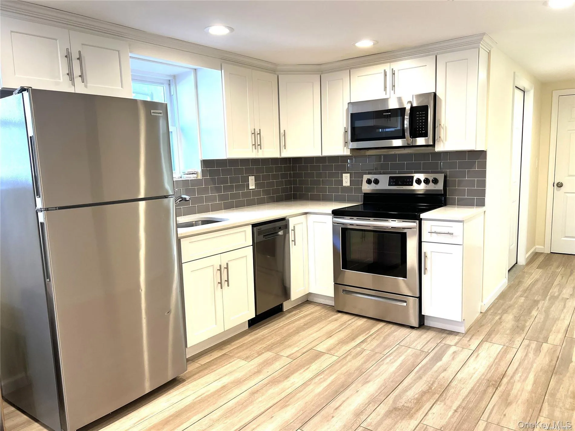 249 Broadway, Long Beach, NY, 2 Bedrooms Bedrooms, 4 Rooms Rooms,1 BathroomBathrooms,Residential Lease,For Rent,Broadway,0,1050419 249 Broadway, Long Beach, NY, 2 Bedrooms Bedrooms, 4 Rooms Rooms,1 BathroomBathrooms,Residential Lease,For Rent,Broadway,0,1050419