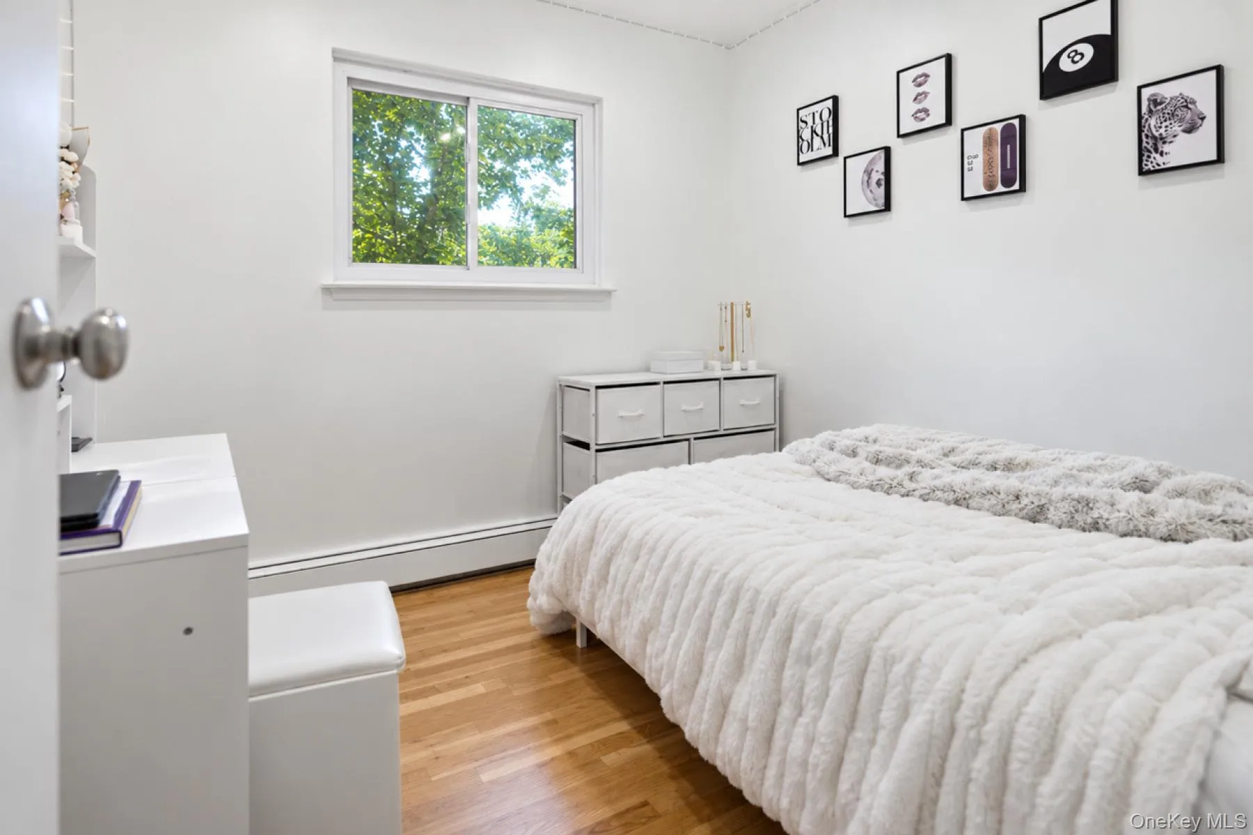 5 Segrove Place, Huntington, NY, 3 Bedroom Bedrooms, 6 Room Rooms,2 BathroomBathrooms,Residential Lease,For Rent,Segrove,0,1050420 5 Segrove Place, Huntington, NY, 3 Bedroom Bedrooms, 6 Room Rooms,2 BathroomBathrooms,Residential Lease,For Rent,Segrove,0,1050420