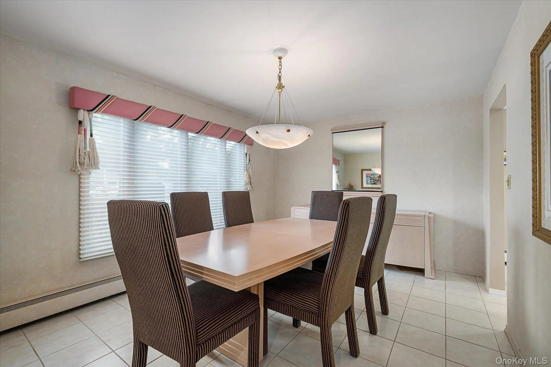 10 Klaibar Lane, Huntington, NY, 4 Bedrooms Bedrooms, 9 Rooms Rooms,2 BathroomsBathrooms,Residential,For Rent,Klaibar,0,1050423 10 Klaibar Lane, Huntington, NY, 4 Bedrooms Bedrooms, 9 Rooms Rooms,2 BathroomsBathrooms,Residential,For Rent,Klaibar,0,1050423