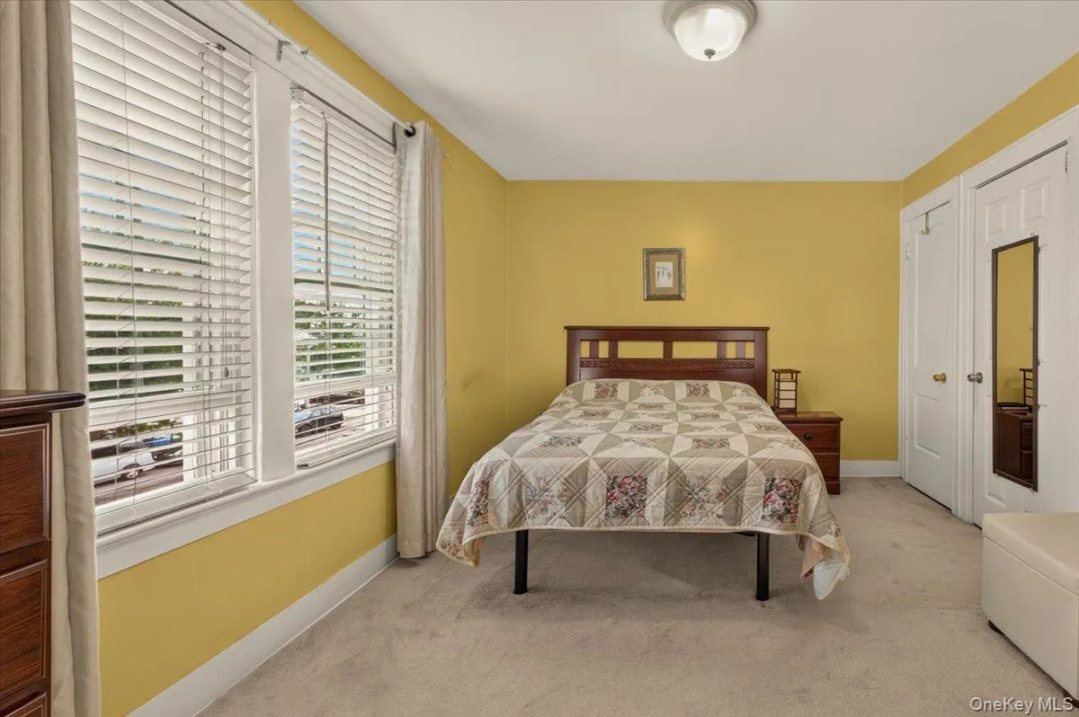 108-10 107th Avenue, New York, NY, 3 Bedrooms Bedrooms, 5 Rooms Rooms,1 BathroomBathrooms,Residential,For Rent,107th,0,1050425 108-10 107th Avenue, New York, NY, 3 Bedrooms Bedrooms, 5 Rooms Rooms,1 BathroomBathrooms,Residential,For Rent,107th,0,1050425