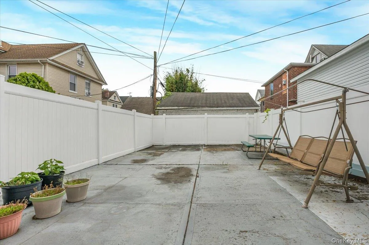 108-10 107th Avenue, New York, NY, 3 Bedrooms Bedrooms, 5 Rooms Rooms,1 BathroomBathrooms,Residential,For Rent,107th,0,1050425 108-10 107th Avenue, New York, NY, 3 Bedrooms Bedrooms, 5 Rooms Rooms,1 BathroomBathrooms,Residential,For Rent,107th,0,1050425