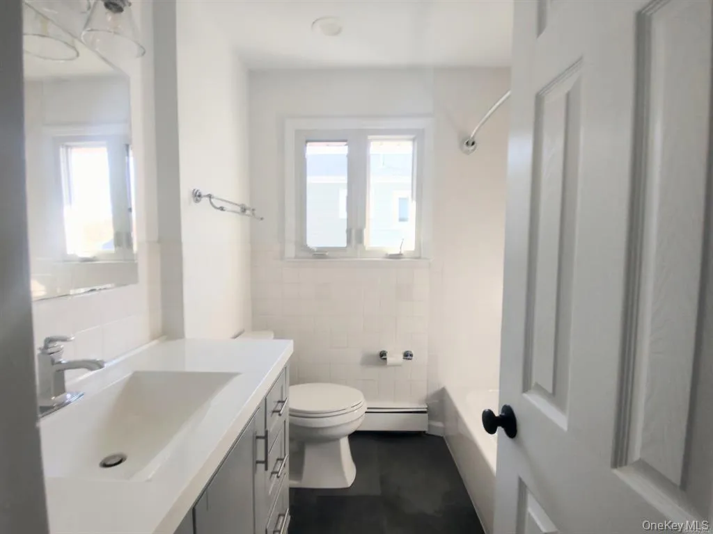 91 North Street, Huntington, NY, 3 Bedrooms Bedrooms, 6 Rooms Rooms,1 BathroomBathrooms,Residential Lease,For Rent,North,0,1050434 91 North Street, Huntington, NY, 3 Bedrooms Bedrooms, 6 Rooms Rooms,1 BathroomBathrooms,Residential Lease,For Rent,North,0,1050434