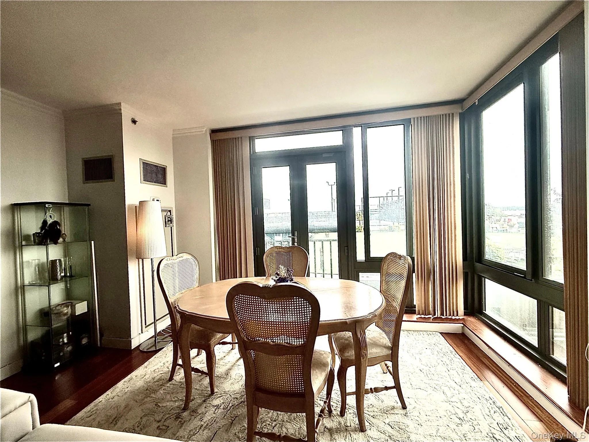 10 City Place, White Plains, NY, 1 Bedroom Bedrooms, 3 Rooms Rooms,1 BathroomBathrooms,Residential Lease,For Rent,City,0,1050436 10 City Place, White Plains, NY, 1 Bedroom Bedrooms, 3 Rooms Rooms,1 BathroomBathrooms,Residential Lease,For Rent,City,0,1050436