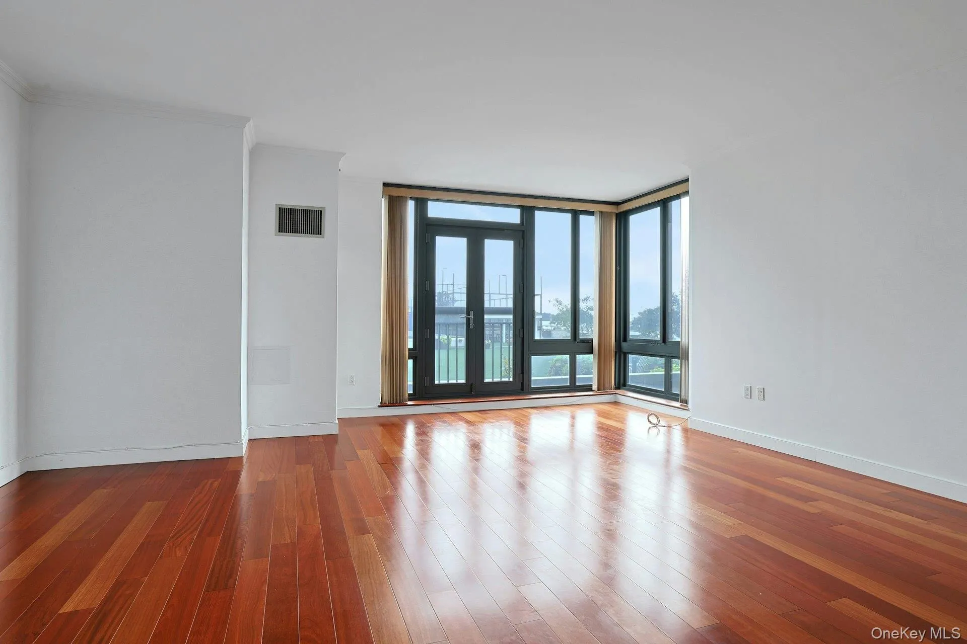 10 City Place, White Plains, NY, 1 Bedroom Bedrooms, 3 Room Rooms,1 BathroomBathrooms,Residential Lease,For Rent,City,0,1050436 10 City Place, White Plains, NY, 1 Bedroom Bedrooms, 3 Room Rooms,1 BathroomBathrooms,Residential Lease,For Rent,City,0,1050436