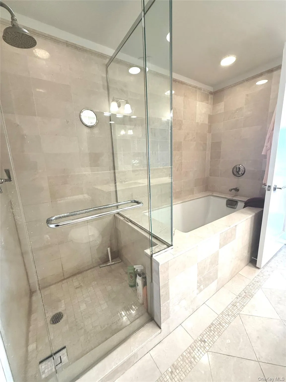 10 City Place, White Plains, NY, 1 Bedroom Bedrooms, 3 Rooms Rooms,1 BathroomBathrooms,Residential Lease,For Rent,City,0,1050436 10 City Place, White Plains, NY, 1 Bedroom Bedrooms, 3 Rooms Rooms,1 BathroomBathrooms,Residential Lease,For Rent,City,0,1050436
