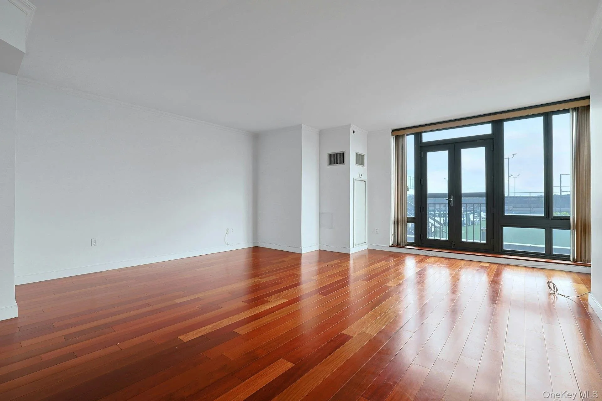 10 City Place, White Plains, NY, 1 Bedroom Bedrooms, 3 Room Rooms,1 BathroomBathrooms,Residential Lease,For Rent,City,0,1050436 10 City Place, White Plains, NY, 1 Bedroom Bedrooms, 3 Room Rooms,1 BathroomBathrooms,Residential Lease,For Rent,City,0,1050436