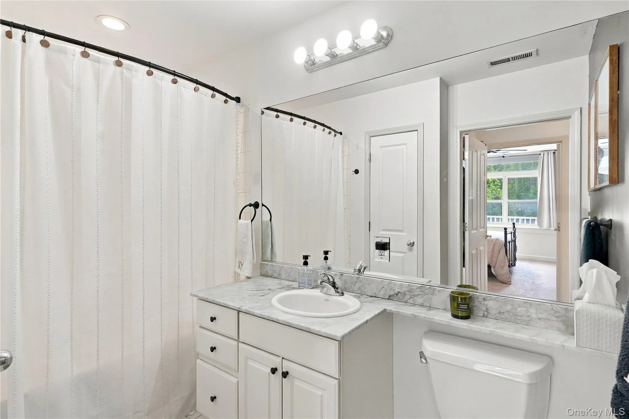 3102 Leeward Drive, Haverstraw, NY, 1 Bedroom Bedrooms, 4 Rooms Rooms,1 BathroomBathrooms,Residential,For Rent,Leeward,0,1050443 3102 Leeward Drive, Haverstraw, NY, 1 Bedroom Bedrooms, 4 Rooms Rooms,1 BathroomBathrooms,Residential,For Rent,Leeward,0,1050443