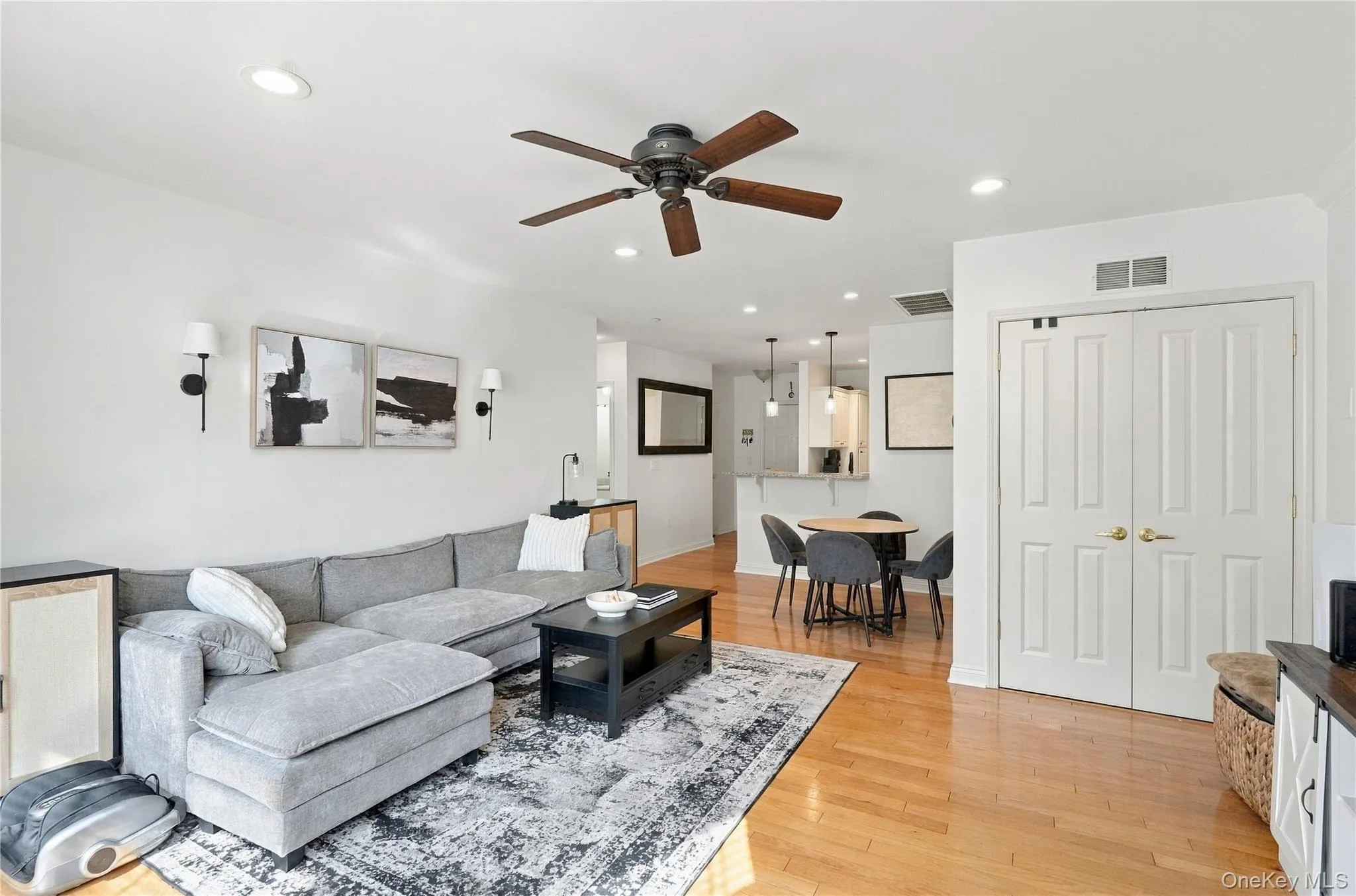 3102 Leeward Drive, Haverstraw, NY, 1 Bedroom Bedrooms, 4 Rooms Rooms,1 BathroomBathrooms,Residential,For Rent,Leeward,0,1050443 3102 Leeward Drive, Haverstraw, NY, 1 Bedroom Bedrooms, 4 Rooms Rooms,1 BathroomBathrooms,Residential,For Rent,Leeward,0,1050443