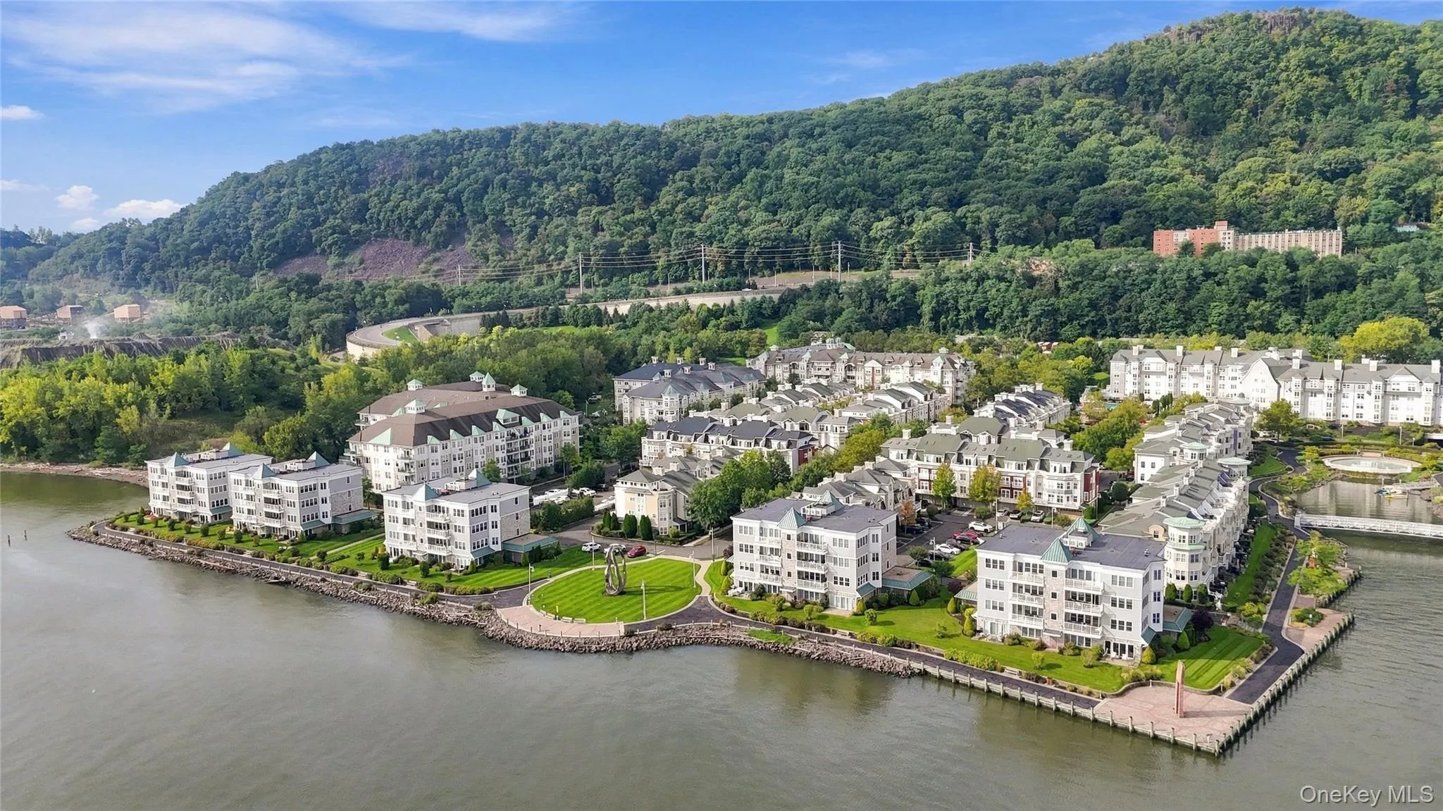 3102 Leeward Drive, Haverstraw, NY, 1 Bedroom Bedrooms, 4 Rooms Rooms,1 BathroomBathrooms,Residential,For Rent,Leeward,0,1050443 3102 Leeward Drive, Haverstraw, NY, 1 Bedroom Bedrooms, 4 Rooms Rooms,1 BathroomBathrooms,Residential,For Rent,Leeward,0,1050443