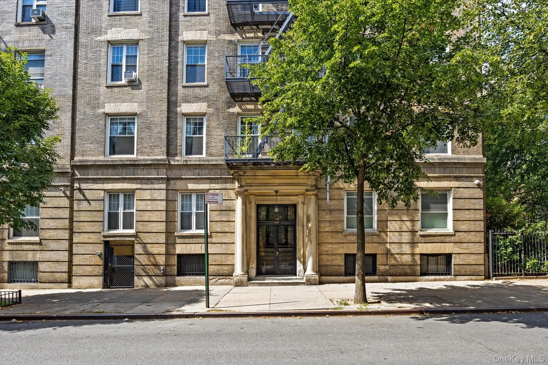 35-16 82nd Street, New York, NY, 2 Bedrooms Bedrooms, 4 Rooms Rooms,1 BathroomBathrooms,Residential,For Rent,82nd,0,1050450 35-16 82nd Street, New York, NY, 2 Bedrooms Bedrooms, 4 Rooms Rooms,1 BathroomBathrooms,Residential,For Rent,82nd,0,1050450