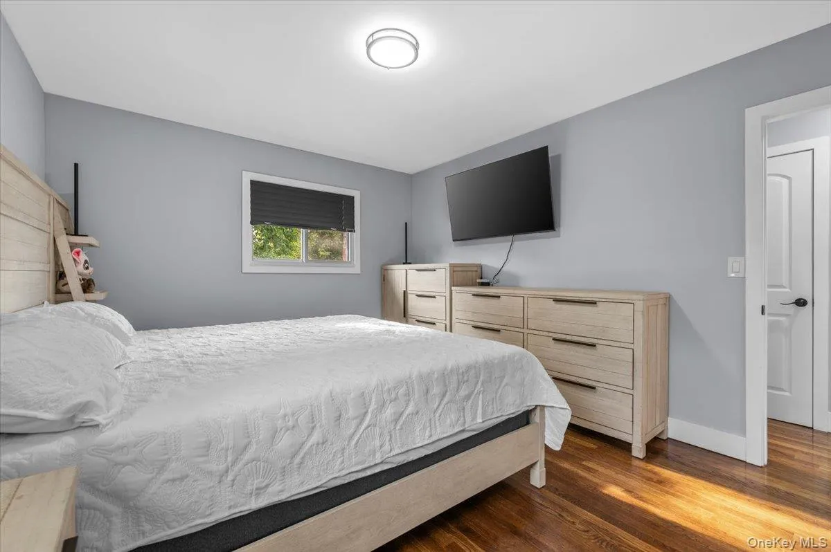 187 Catherine Street, North Hempstead, NY, 4 Bedrooms Bedrooms, 7 Rooms Rooms,2 BathroomsBathrooms,Residential,For Rent,Catherine,0,1050452 187 Catherine Street, North Hempstead, NY, 4 Bedrooms Bedrooms, 7 Rooms Rooms,2 BathroomsBathrooms,Residential,For Rent,Catherine,0,1050452
