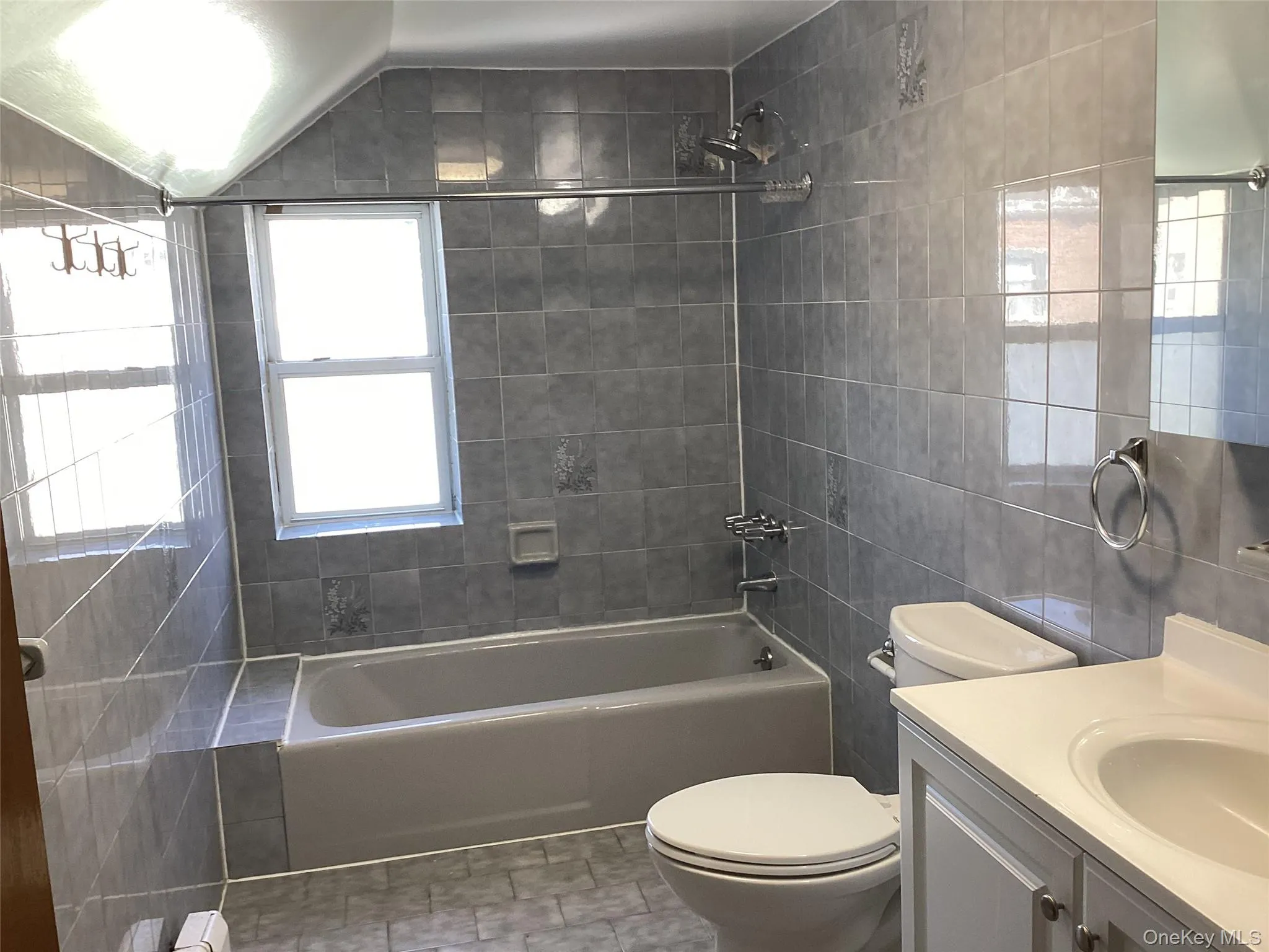 6124 169th Street, New York, NY, 3 Bedroom Bedrooms, 6 Room Rooms,1 BathroomBathrooms,Residential Lease,For Rent,169th,0,1050453 6124 169th Street, New York, NY, 3 Bedroom Bedrooms, 6 Room Rooms,1 BathroomBathrooms,Residential Lease,For Rent,169th,0,1050453