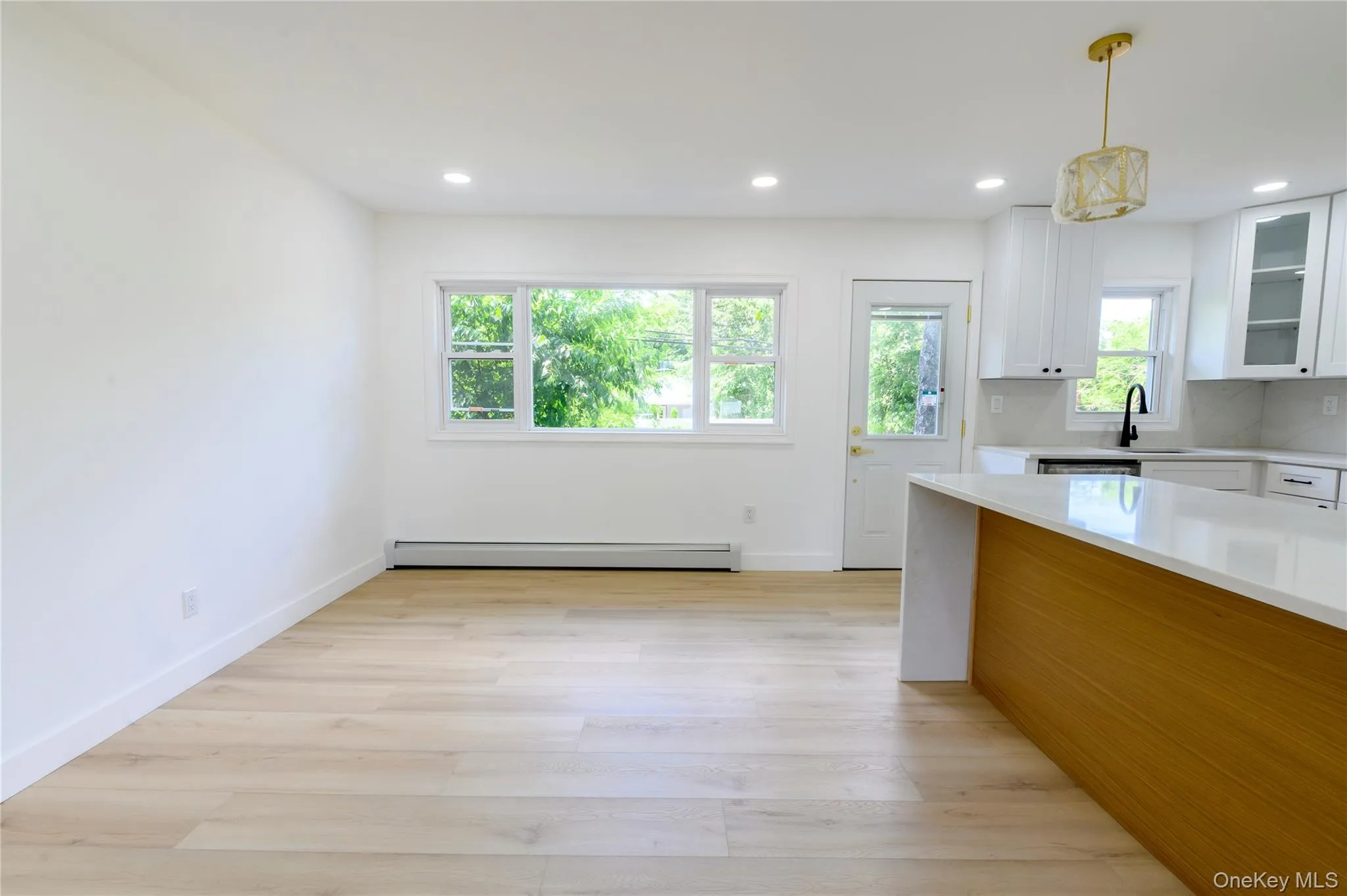 1282 Allen Drive, Hempstead, NY, 3 Bedrooms Bedrooms, 8 Rooms Rooms,2 BathroomsBathrooms,Residential,For Rent,Allen,0,1050459 1282 Allen Drive, Hempstead, NY, 3 Bedrooms Bedrooms, 8 Rooms Rooms,2 BathroomsBathrooms,Residential,For Rent,Allen,0,1050459
