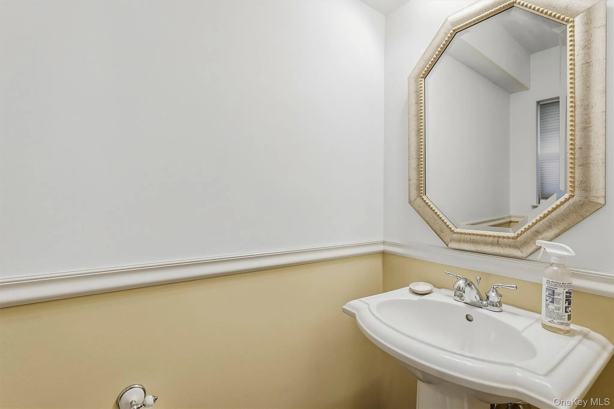 111 Highridge Court, Peekskill, NY, 2 Bedrooms Bedrooms, 5 Rooms Rooms,2 BathroomsBathrooms,Residential,For Rent,Highridge,0,1050463 111 Highridge Court, Peekskill, NY, 2 Bedrooms Bedrooms, 5 Rooms Rooms,2 BathroomsBathrooms,Residential,For Rent,Highridge,0,1050463