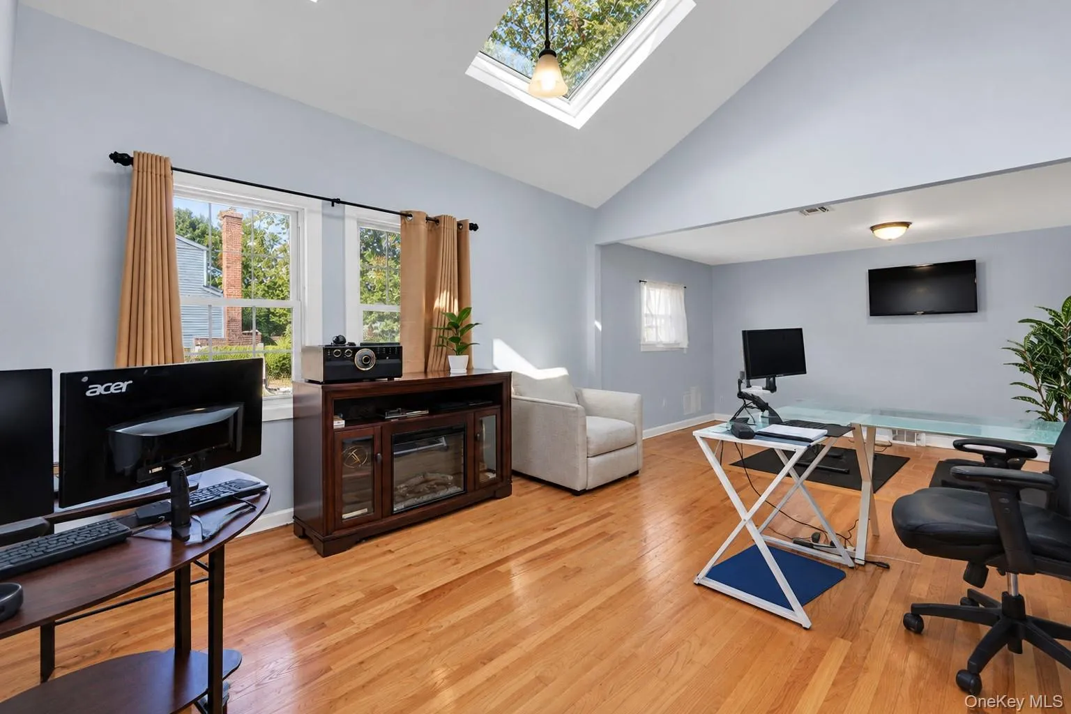 11 Palm Street, Islip, NY, 4 Bedrooms Bedrooms, 9 Rooms Rooms,3 BathroomsBathrooms,Residential,For Rent,Palm,0,1050466 11 Palm Street, Islip, NY, 4 Bedrooms Bedrooms, 9 Rooms Rooms,3 BathroomsBathrooms,Residential,For Rent,Palm,0,1050466