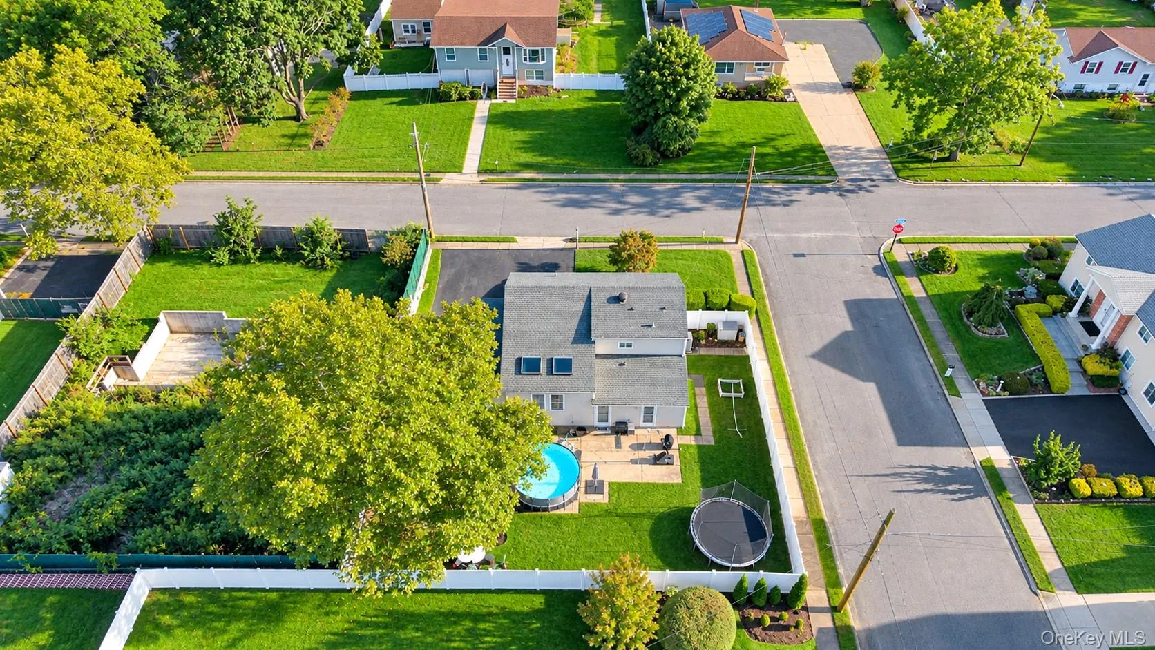 11 Palm Street, Islip, NY, 4 Bedrooms Bedrooms, 9 Rooms Rooms,3 BathroomsBathrooms,Residential,For Rent,Palm,0,1050466 11 Palm Street, Islip, NY, 4 Bedrooms Bedrooms, 9 Rooms Rooms,3 BathroomsBathrooms,Residential,For Rent,Palm,0,1050466
