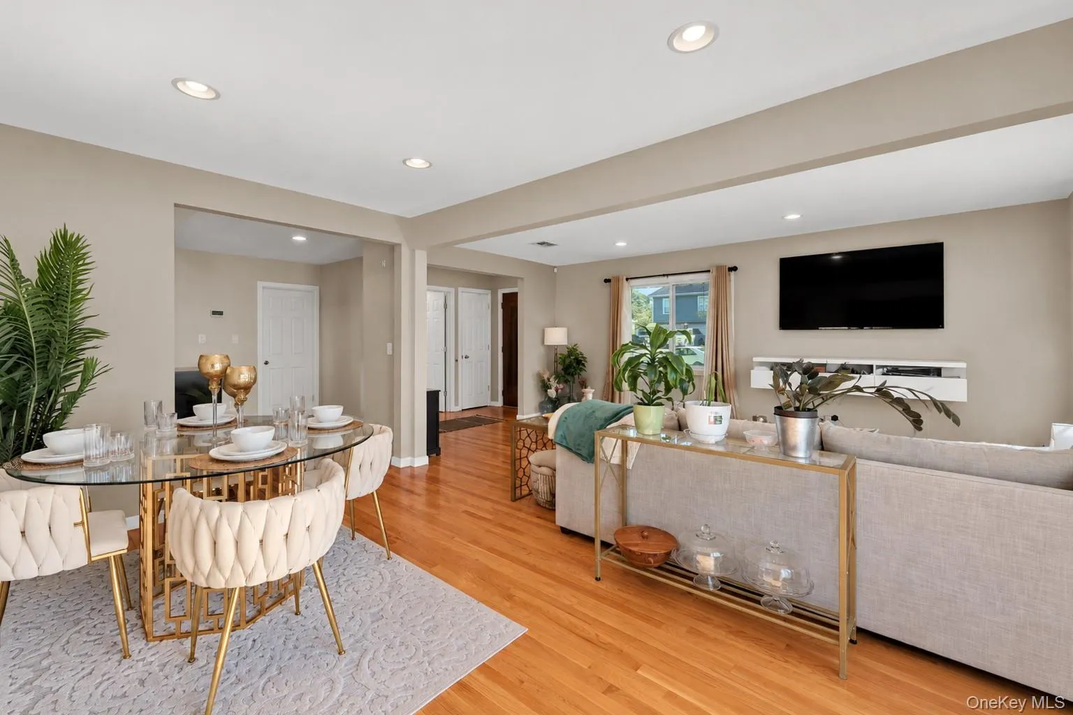 11 Palm Street, Islip, NY, 4 Bedrooms Bedrooms, 9 Rooms Rooms,3 BathroomsBathrooms,Residential,For Rent,Palm,0,1050466 11 Palm Street, Islip, NY, 4 Bedrooms Bedrooms, 9 Rooms Rooms,3 BathroomsBathrooms,Residential,For Rent,Palm,0,1050466