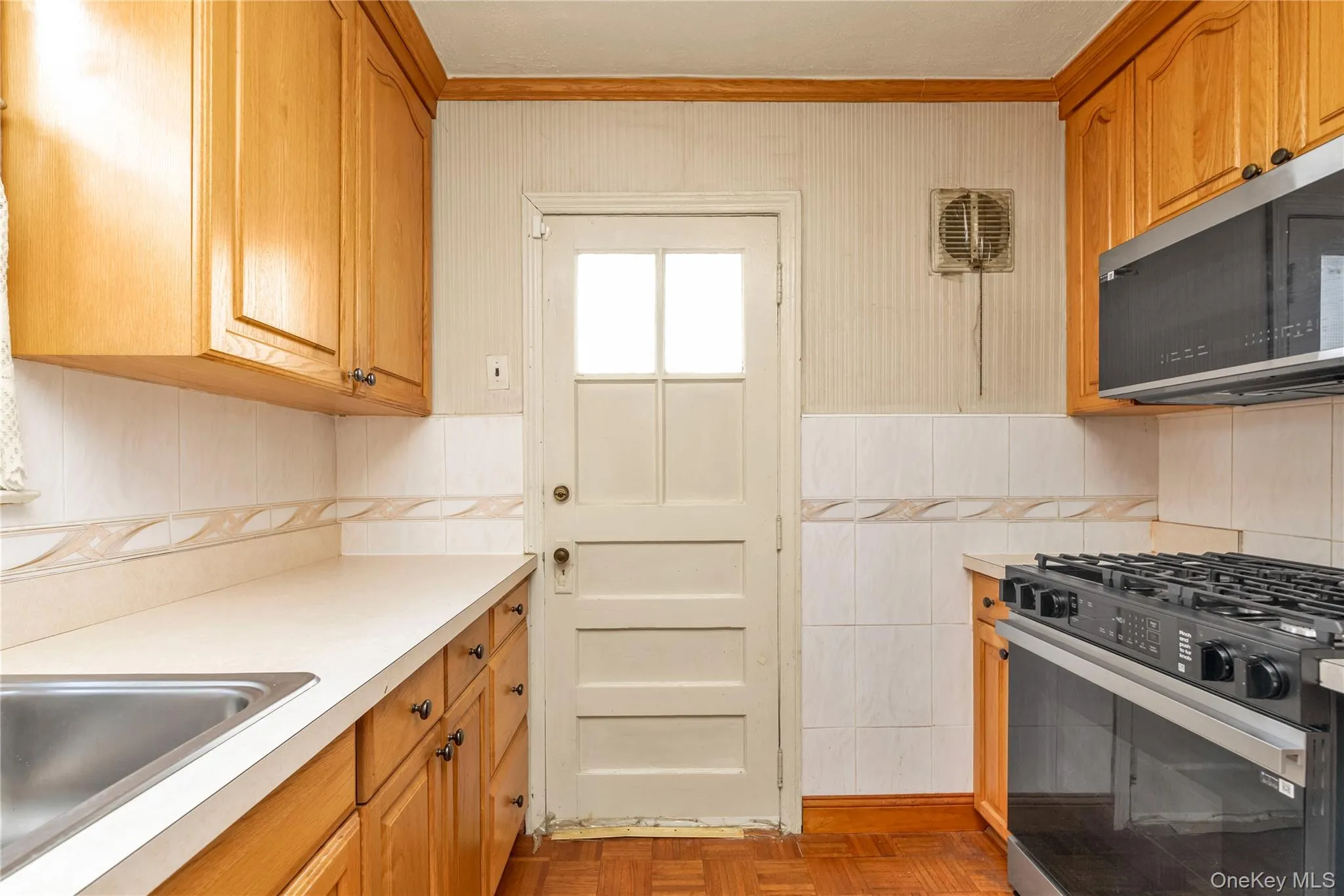 249 Debevoise Avenue, Hempstead, NY, 4 Bedrooms Bedrooms, 8 Rooms Rooms,1 BathroomBathrooms,Residential,For Rent,Debevoise,0,1050470 249 Debevoise Avenue, Hempstead, NY, 4 Bedrooms Bedrooms, 8 Rooms Rooms,1 BathroomBathrooms,Residential,For Rent,Debevoise,0,1050470