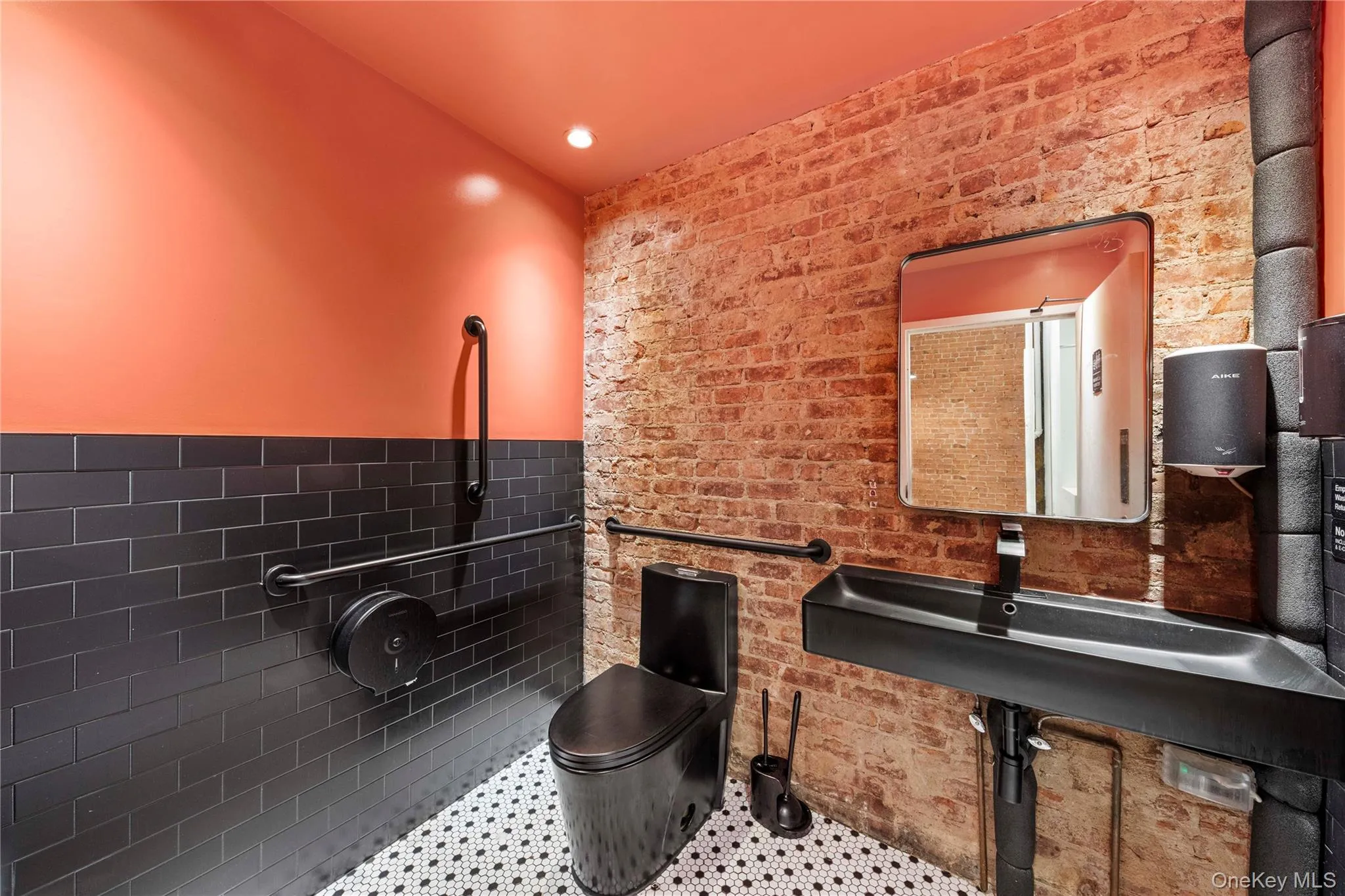 2909 Broadway, New York, NY, ,Commercial Lease,For Rent,Broadway,0,1050472 2909 Broadway, New York, NY, ,Commercial Lease,For Rent,Broadway,0,1050472
