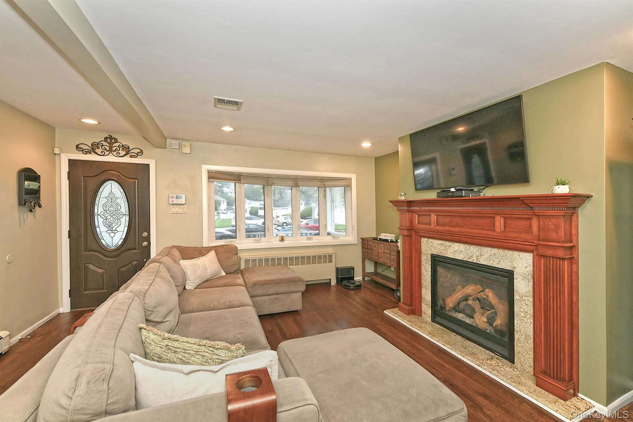 3730 Bernard Drive, Hempstead, NY, 4 Bedrooms Bedrooms, 9 Rooms Rooms,3 BathroomsBathrooms,Residential,For Rent,Bernard,0,1050473 3730 Bernard Drive, Hempstead, NY, 4 Bedrooms Bedrooms, 9 Rooms Rooms,3 BathroomsBathrooms,Residential,For Rent,Bernard,0,1050473