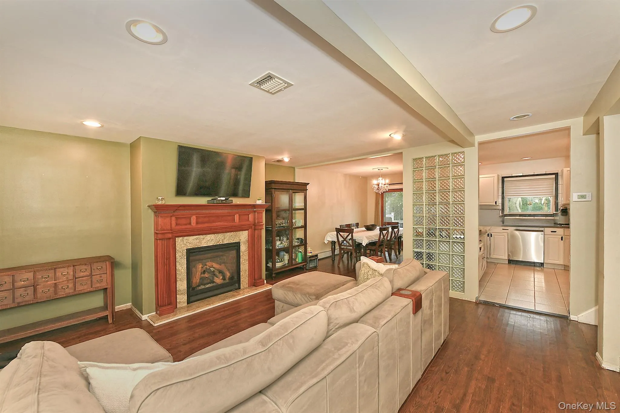 3730 Bernard Drive, Hempstead, NY, 4 Bedrooms Bedrooms, 9 Rooms Rooms,3 BathroomsBathrooms,Residential,For Rent,Bernard,0,1050473 3730 Bernard Drive, Hempstead, NY, 4 Bedrooms Bedrooms, 9 Rooms Rooms,3 BathroomsBathrooms,Residential,For Rent,Bernard,0,1050473