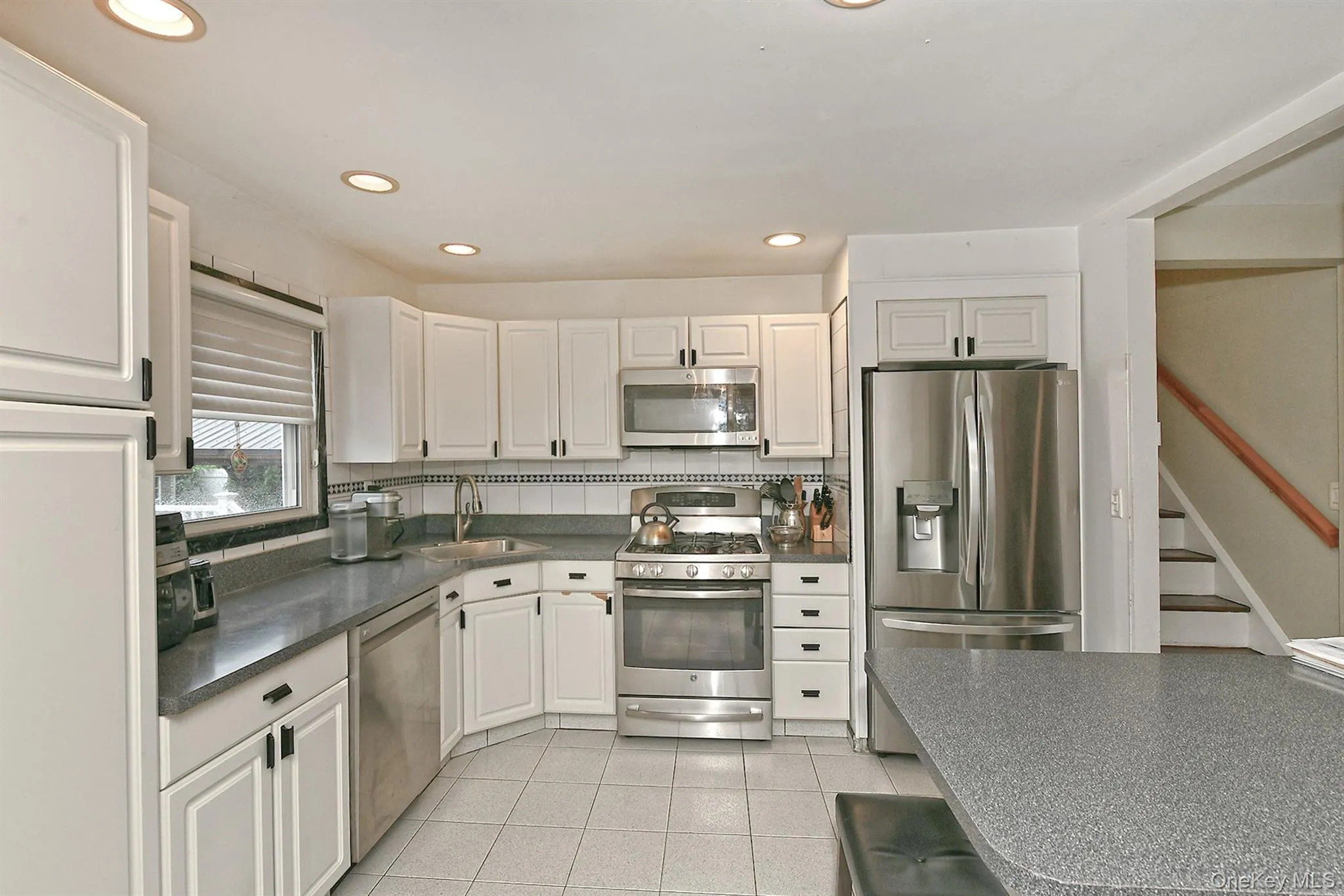 3730 Bernard Drive, Hempstead, NY, 4 Bedrooms Bedrooms, 9 Rooms Rooms,3 BathroomsBathrooms,Residential,For Rent,Bernard,0,1050473 3730 Bernard Drive, Hempstead, NY, 4 Bedrooms Bedrooms, 9 Rooms Rooms,3 BathroomsBathrooms,Residential,For Rent,Bernard,0,1050473