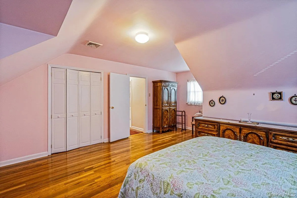 14-05 156th Street, New York, NY, 4 Bedrooms Bedrooms, 8 Rooms Rooms,2 BathroomsBathrooms,Residential,For Rent,156th,0,1050486 14-05 156th Street, New York, NY, 4 Bedrooms Bedrooms, 8 Rooms Rooms,2 BathroomsBathrooms,Residential,For Rent,156th,0,1050486