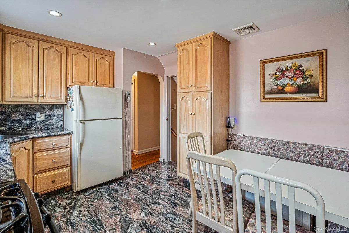 14-05 156th Street, New York, NY, 4 Bedrooms Bedrooms, 8 Rooms Rooms,2 BathroomsBathrooms,Residential,For Rent,156th,0,1050486 14-05 156th Street, New York, NY, 4 Bedrooms Bedrooms, 8 Rooms Rooms,2 BathroomsBathrooms,Residential,For Rent,156th,0,1050486