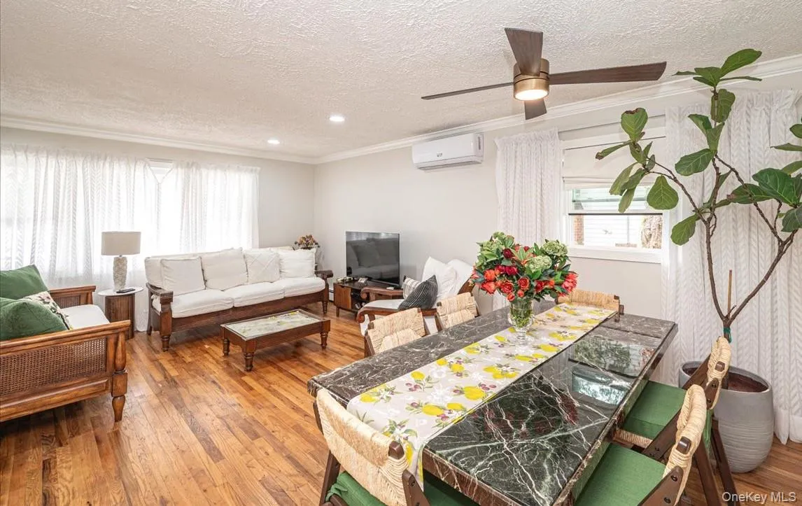 1364 5th Avenue, Islip, NY, 3 Bedrooms Bedrooms, 6 Rooms Rooms,1 BathroomBathrooms,Residential,For Rent,5th,0,1050489 1364 5th Avenue, Islip, NY, 3 Bedrooms Bedrooms, 6 Rooms Rooms,1 BathroomBathrooms,Residential,For Rent,5th,0,1050489