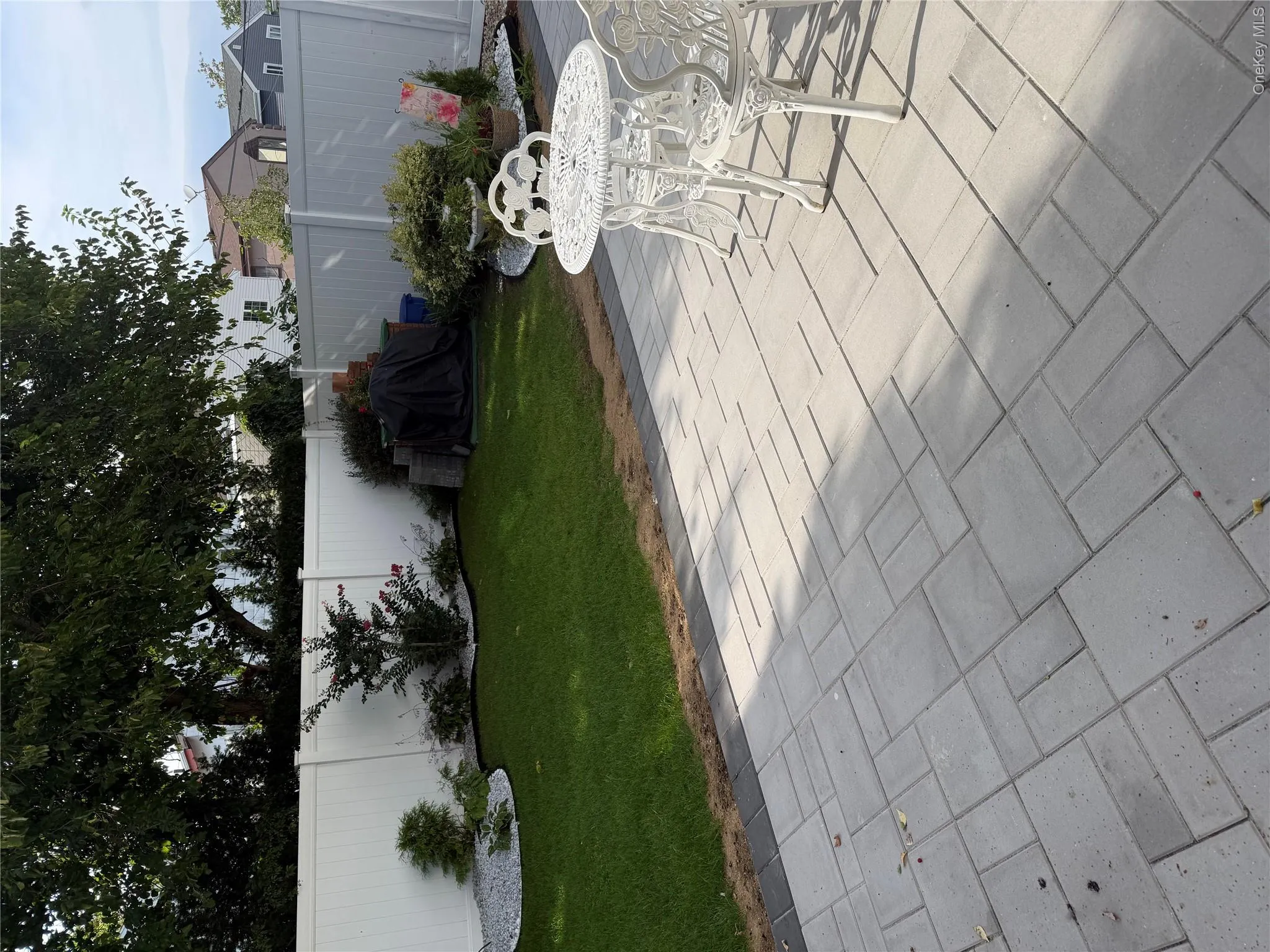 160-28 87th Street, New York, NY, 4 Bedrooms Bedrooms, 9 Rooms Rooms,2 BathroomsBathrooms,Residential,For Rent,87th,0,1050493 160-28 87th Street, New York, NY, 4 Bedrooms Bedrooms, 9 Rooms Rooms,2 BathroomsBathrooms,Residential,For Rent,87th,0,1050493