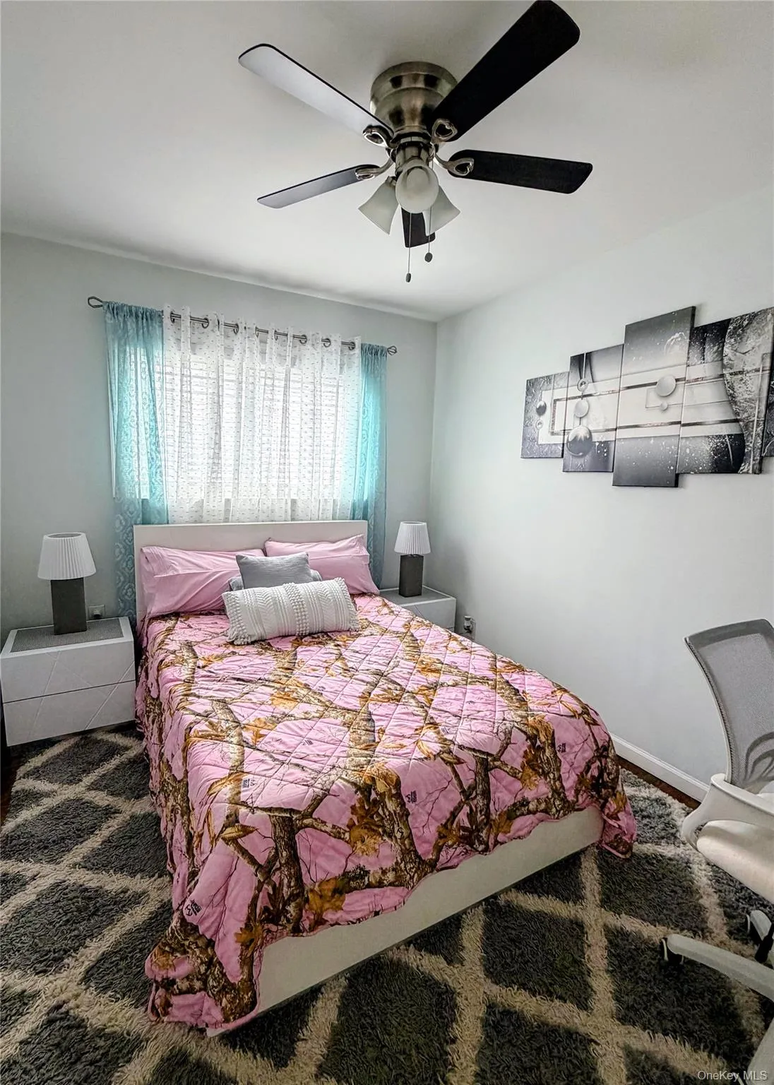 160-28 87th Street, New York, NY, 4 Bedrooms Bedrooms, 9 Rooms Rooms,2 BathroomsBathrooms,Residential,For Rent,87th,0,1050493 160-28 87th Street, New York, NY, 4 Bedrooms Bedrooms, 9 Rooms Rooms,2 BathroomsBathrooms,Residential,For Rent,87th,0,1050493