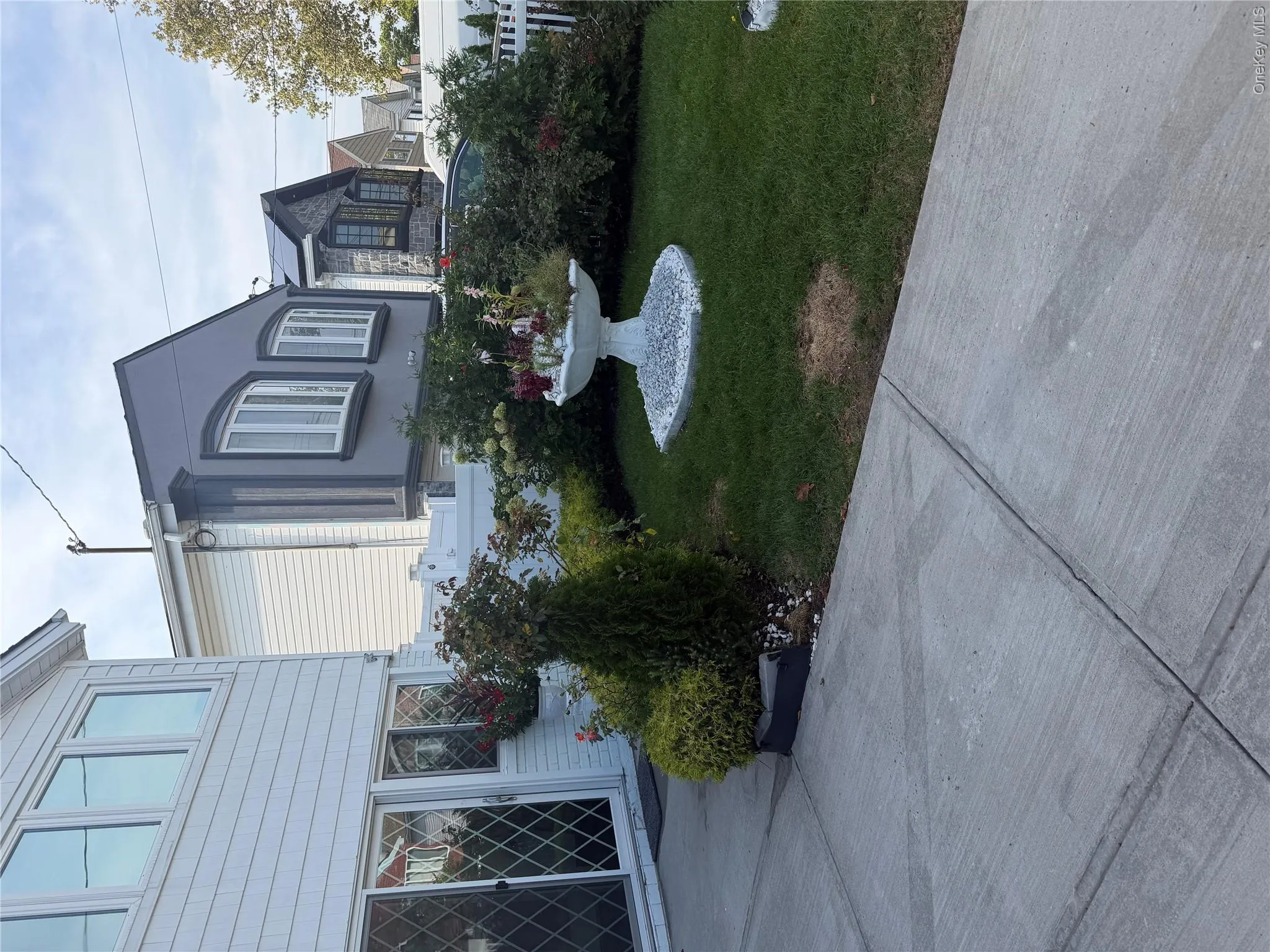 160-28 87th Street, New York, NY, 4 Bedrooms Bedrooms, 9 Rooms Rooms,2 BathroomsBathrooms,Residential,For Rent,87th,0,1050493 160-28 87th Street, New York, NY, 4 Bedrooms Bedrooms, 9 Rooms Rooms,2 BathroomsBathrooms,Residential,For Rent,87th,0,1050493