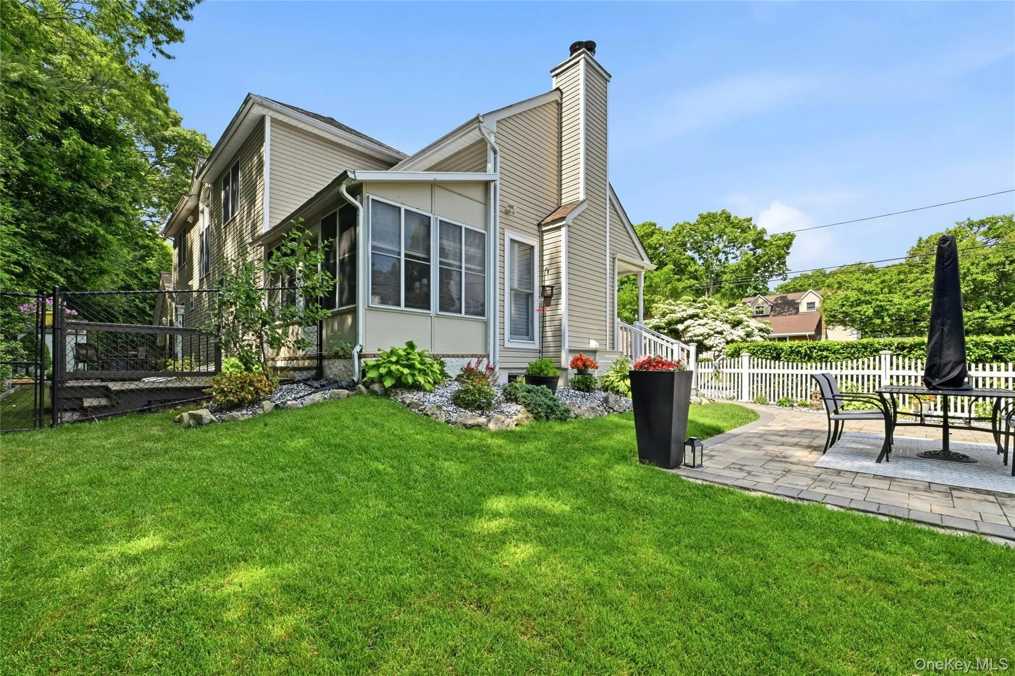 136 Mc Carthy, Islip, NY, 3 Bedrooms Bedrooms, 8 Rooms Rooms,2 BathroomsBathrooms,Residential,For Rent,Mc Carthy,0,1050494 136 Mc Carthy, Islip, NY, 3 Bedrooms Bedrooms, 8 Rooms Rooms,2 BathroomsBathrooms,Residential,For Rent,Mc Carthy,0,1050494
