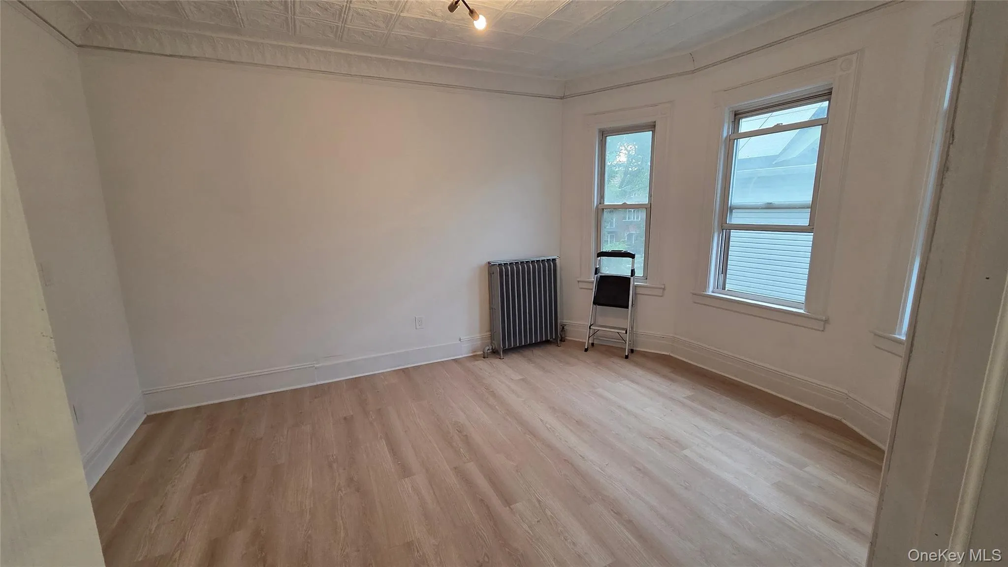 42-21 65th Place, New York, NY, 2 Bedrooms Bedrooms, 4 Rooms Rooms,1 BathroomBathrooms,Residential Lease,For Rent,65th,0,1050498 42-21 65th Place, New York, NY, 2 Bedrooms Bedrooms, 4 Rooms Rooms,1 BathroomBathrooms,Residential Lease,For Rent,65th,0,1050498