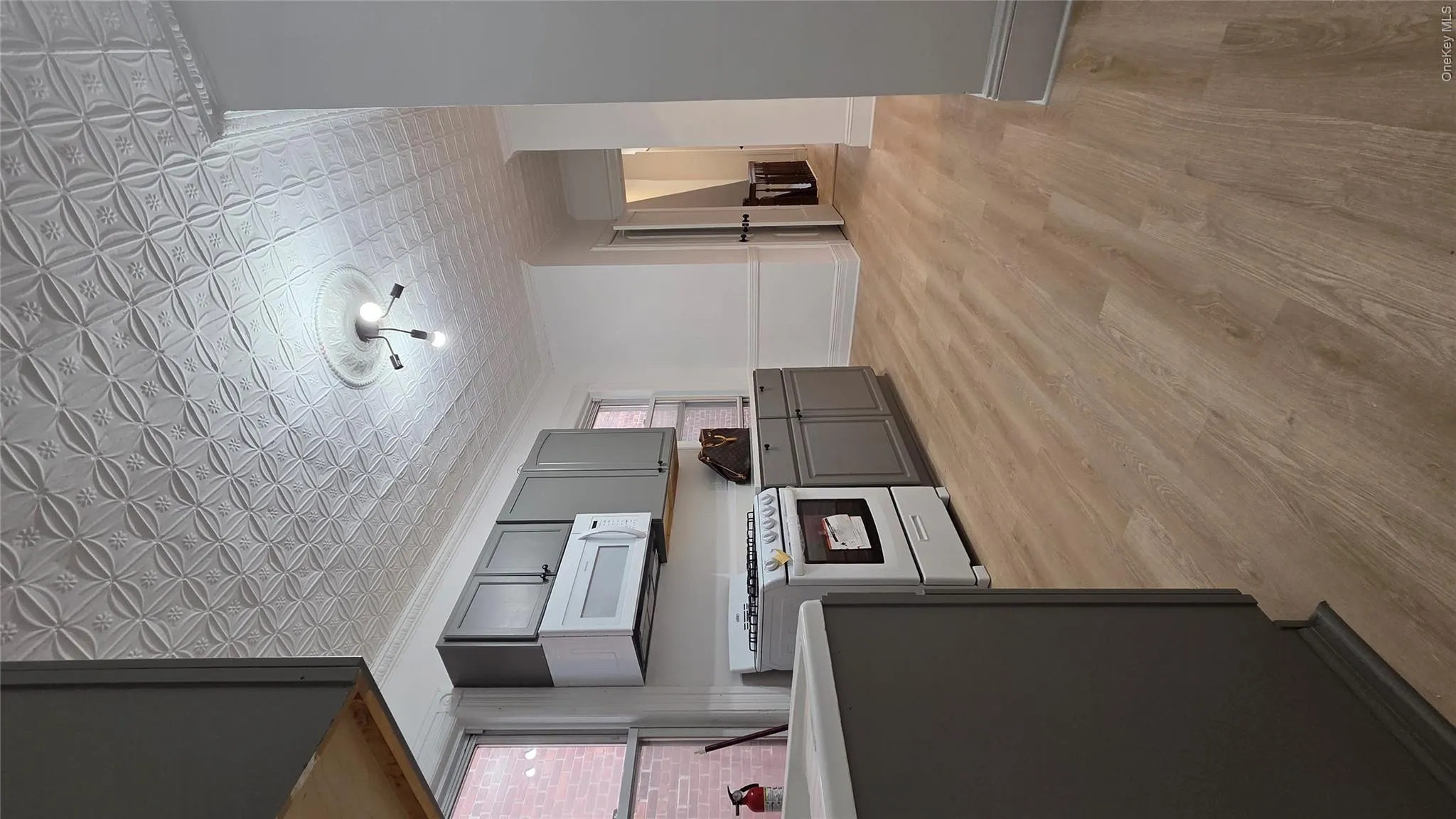 42-21 65th Place, New York, NY, 2 Bedrooms Bedrooms, 4 Rooms Rooms,1 BathroomBathrooms,Residential Lease,For Rent,65th,0,1050498 42-21 65th Place, New York, NY, 2 Bedrooms Bedrooms, 4 Rooms Rooms,1 BathroomBathrooms,Residential Lease,For Rent,65th,0,1050498