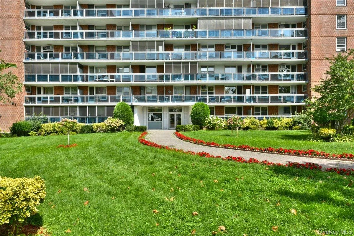 9737 63rd Road, New York, NY, 3 Bedrooms Bedrooms, 5 Rooms Rooms,1 BathroomBathrooms,Residential,For Rent,63rd,0,1050500 9737 63rd Road, New York, NY, 3 Bedrooms Bedrooms, 5 Rooms Rooms,1 BathroomBathrooms,Residential,For Rent,63rd,0,1050500