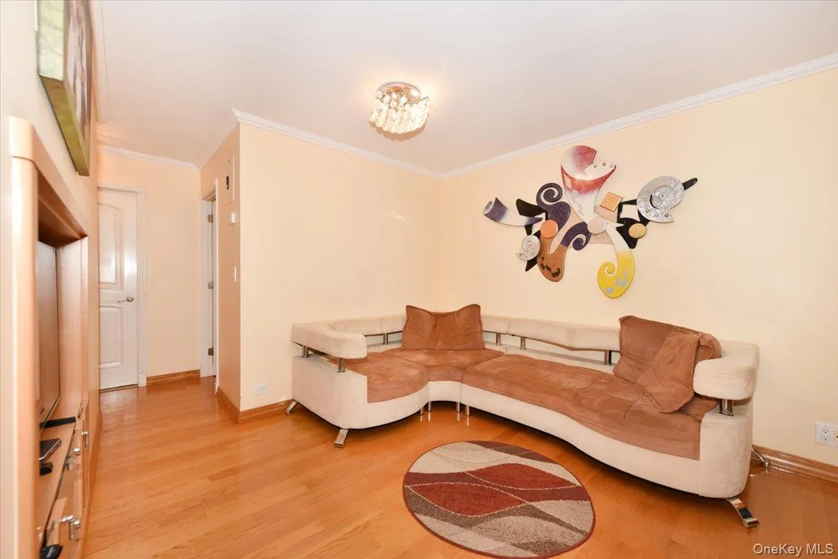 9737 63rd Road, New York, NY, 3 Bedrooms Bedrooms, 5 Rooms Rooms,1 BathroomBathrooms,Residential,For Rent,63rd,0,1050500 9737 63rd Road, New York, NY, 3 Bedrooms Bedrooms, 5 Rooms Rooms,1 BathroomBathrooms,Residential,For Rent,63rd,0,1050500