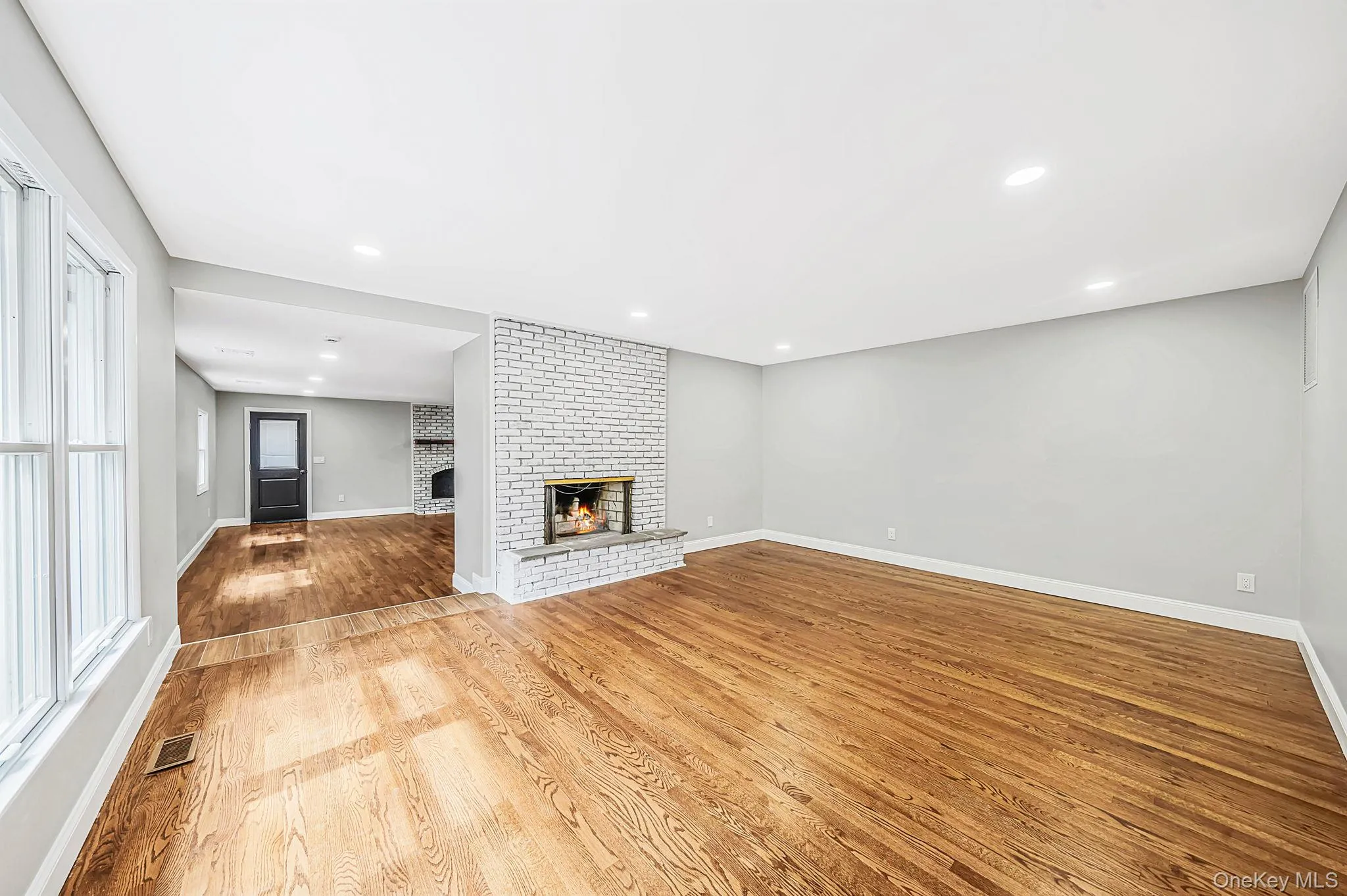 15 Sands Lane, Brookhaven, NY, 5 Bedrooms Bedrooms, 12 Rooms Rooms,3 BathroomsBathrooms,Residential,For Rent,Sands,0,1050505 15 Sands Lane, Brookhaven, NY, 5 Bedrooms Bedrooms, 12 Rooms Rooms,3 BathroomsBathrooms,Residential,For Rent,Sands,0,1050505