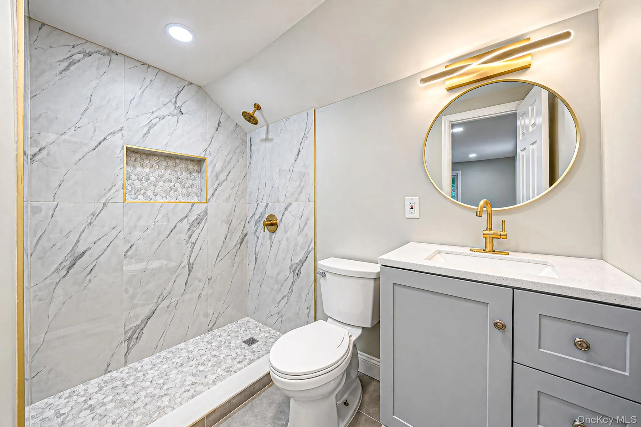 15 Sands Lane, Brookhaven, NY, 5 Bedrooms Bedrooms, 12 Rooms Rooms,3 BathroomsBathrooms,Residential,For Rent,Sands,0,1050505 15 Sands Lane, Brookhaven, NY, 5 Bedrooms Bedrooms, 12 Rooms Rooms,3 BathroomsBathrooms,Residential,For Rent,Sands,0,1050505