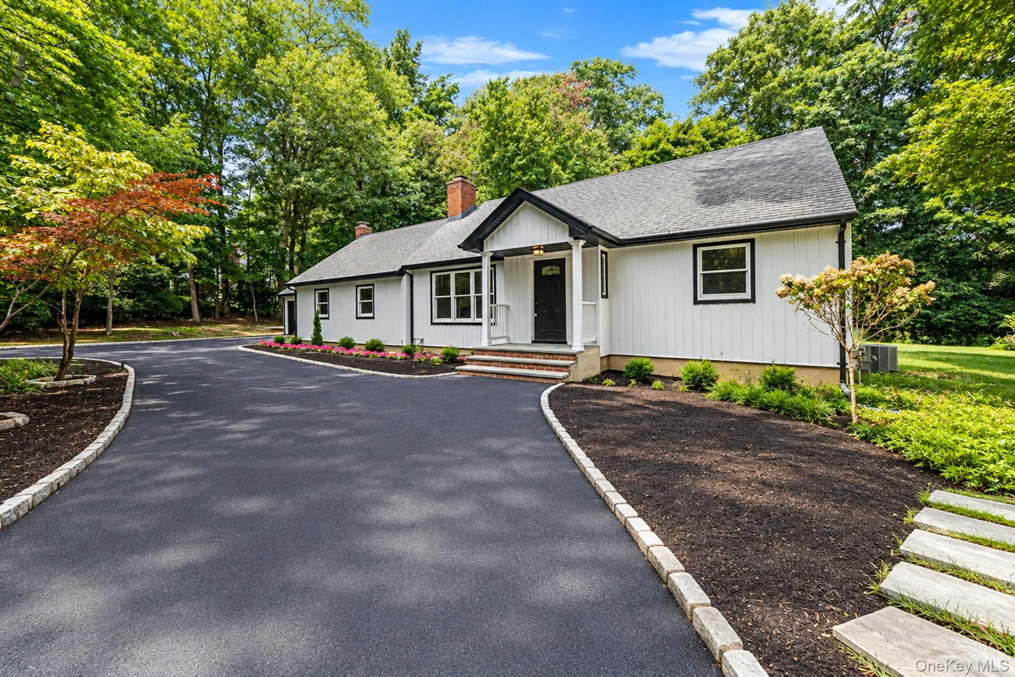 15 Sands Lane, Brookhaven, NY, 5 Bedrooms Bedrooms, 12 Rooms Rooms,3 BathroomsBathrooms,Residential,For Rent,Sands,0,1050505 15 Sands Lane, Brookhaven, NY, 5 Bedrooms Bedrooms, 12 Rooms Rooms,3 BathroomsBathrooms,Residential,For Rent,Sands,0,1050505