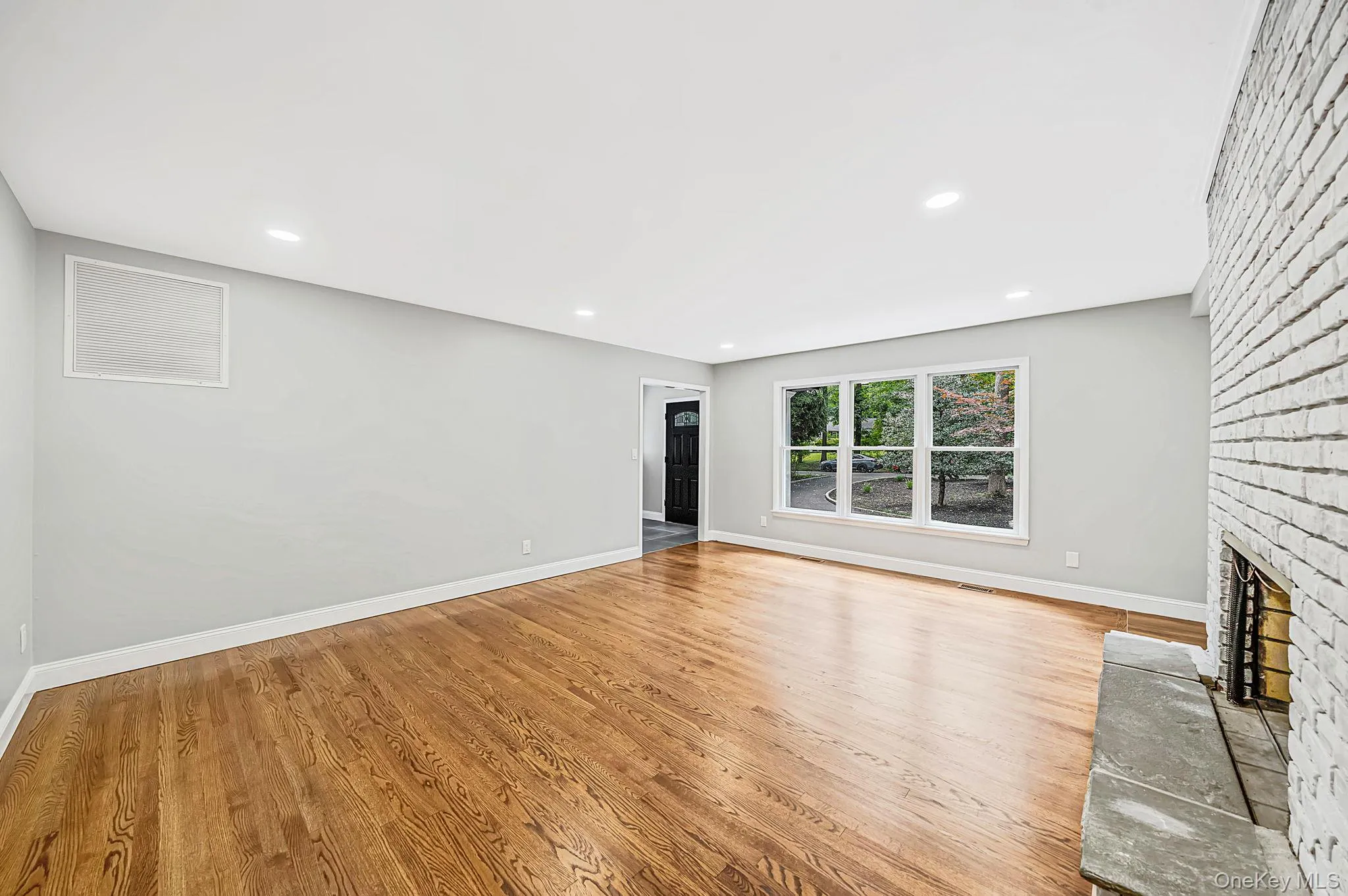 15 Sands Lane, Brookhaven, NY, 5 Bedrooms Bedrooms, 12 Rooms Rooms,3 BathroomsBathrooms,Residential,For Rent,Sands,0,1050505 15 Sands Lane, Brookhaven, NY, 5 Bedrooms Bedrooms, 12 Rooms Rooms,3 BathroomsBathrooms,Residential,For Rent,Sands,0,1050505