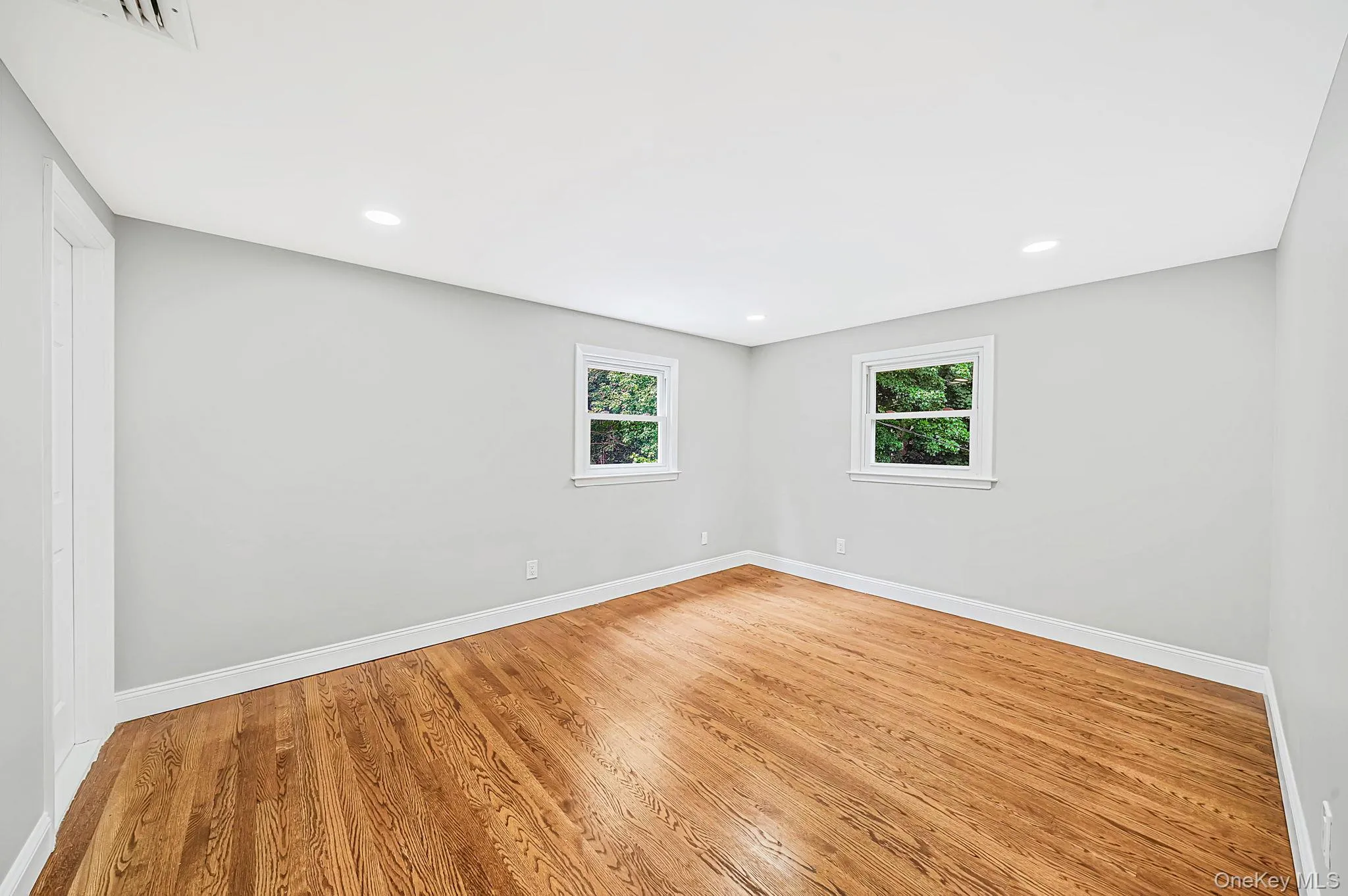 15 Sands Lane, Brookhaven, NY, 5 Bedrooms Bedrooms, 12 Rooms Rooms,3 BathroomsBathrooms,Residential,For Rent,Sands,0,1050505 15 Sands Lane, Brookhaven, NY, 5 Bedrooms Bedrooms, 12 Rooms Rooms,3 BathroomsBathrooms,Residential,For Rent,Sands,0,1050505