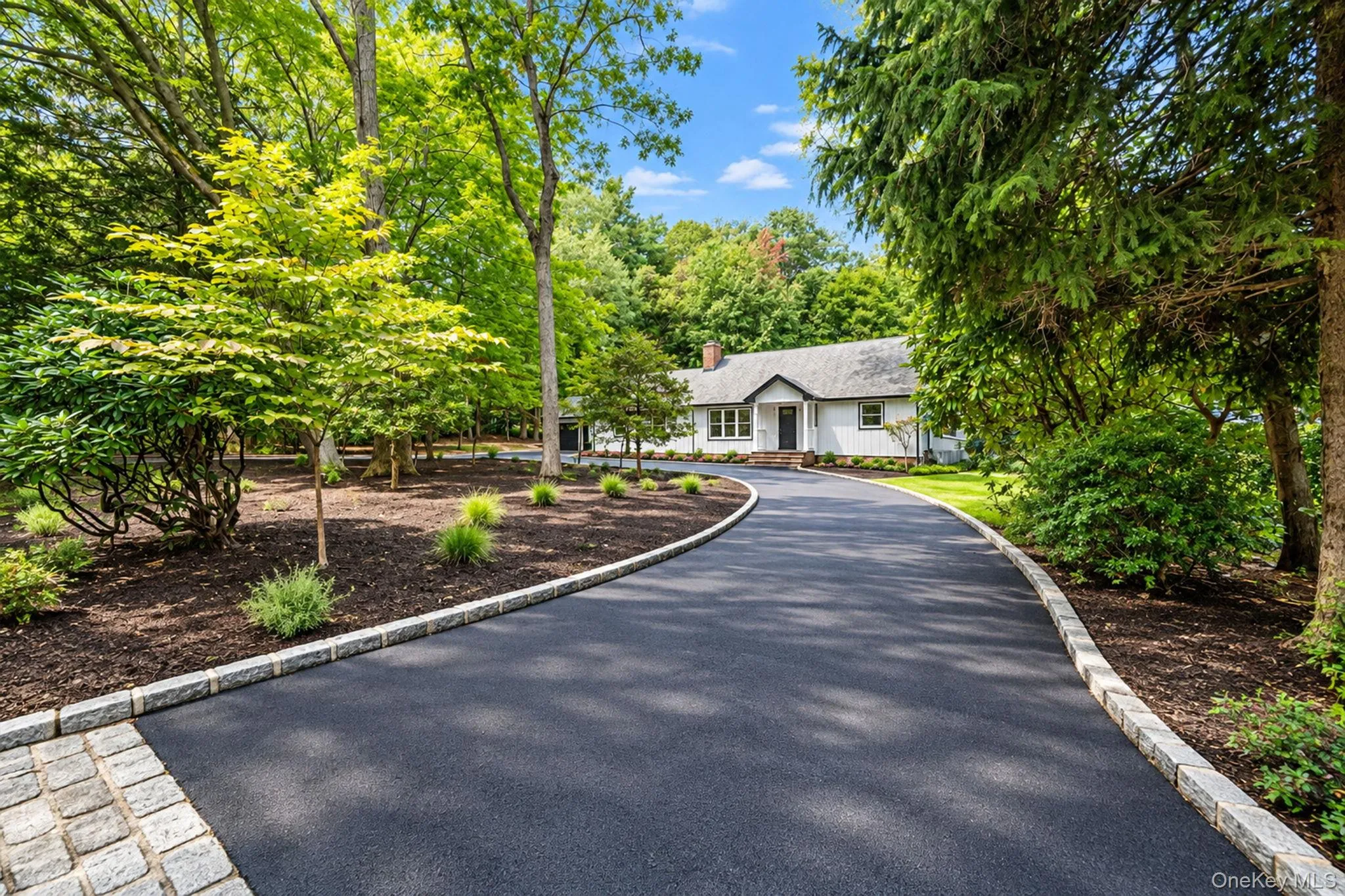 15 Sands Lane, Brookhaven, NY, 5 Bedrooms Bedrooms, 12 Rooms Rooms,3 BathroomsBathrooms,Residential,For Rent,Sands,0,1050505 15 Sands Lane, Brookhaven, NY, 5 Bedrooms Bedrooms, 12 Rooms Rooms,3 BathroomsBathrooms,Residential,For Rent,Sands,0,1050505