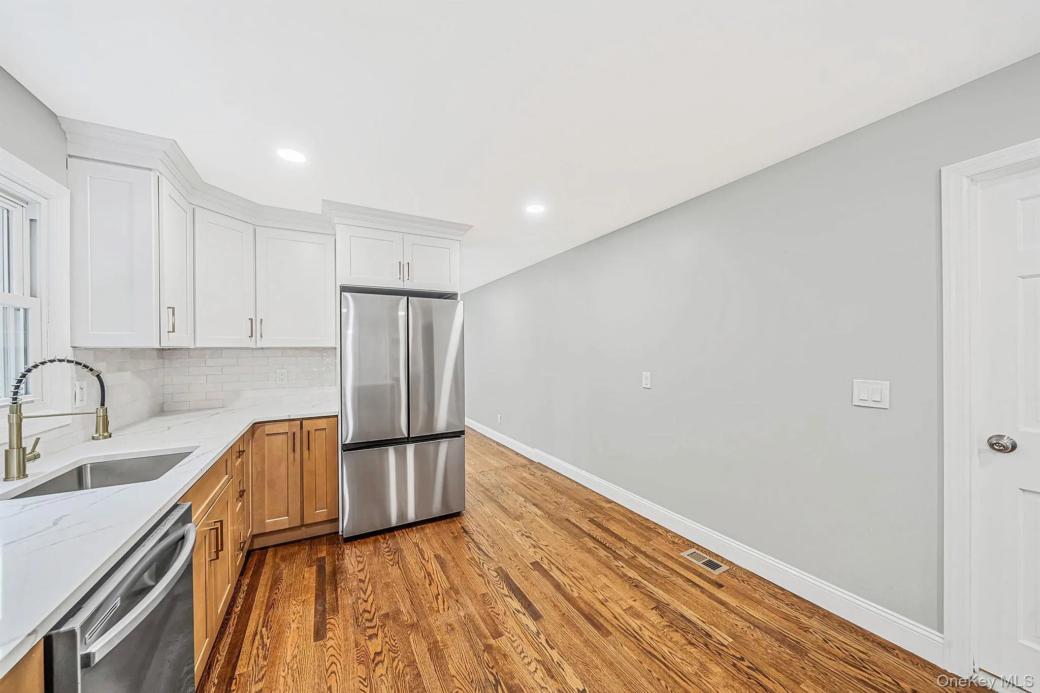15 Sands Lane, Brookhaven, NY, 5 Bedrooms Bedrooms, 12 Rooms Rooms,3 BathroomsBathrooms,Residential,For Rent,Sands,0,1050505 15 Sands Lane, Brookhaven, NY, 5 Bedrooms Bedrooms, 12 Rooms Rooms,3 BathroomsBathrooms,Residential,For Rent,Sands,0,1050505