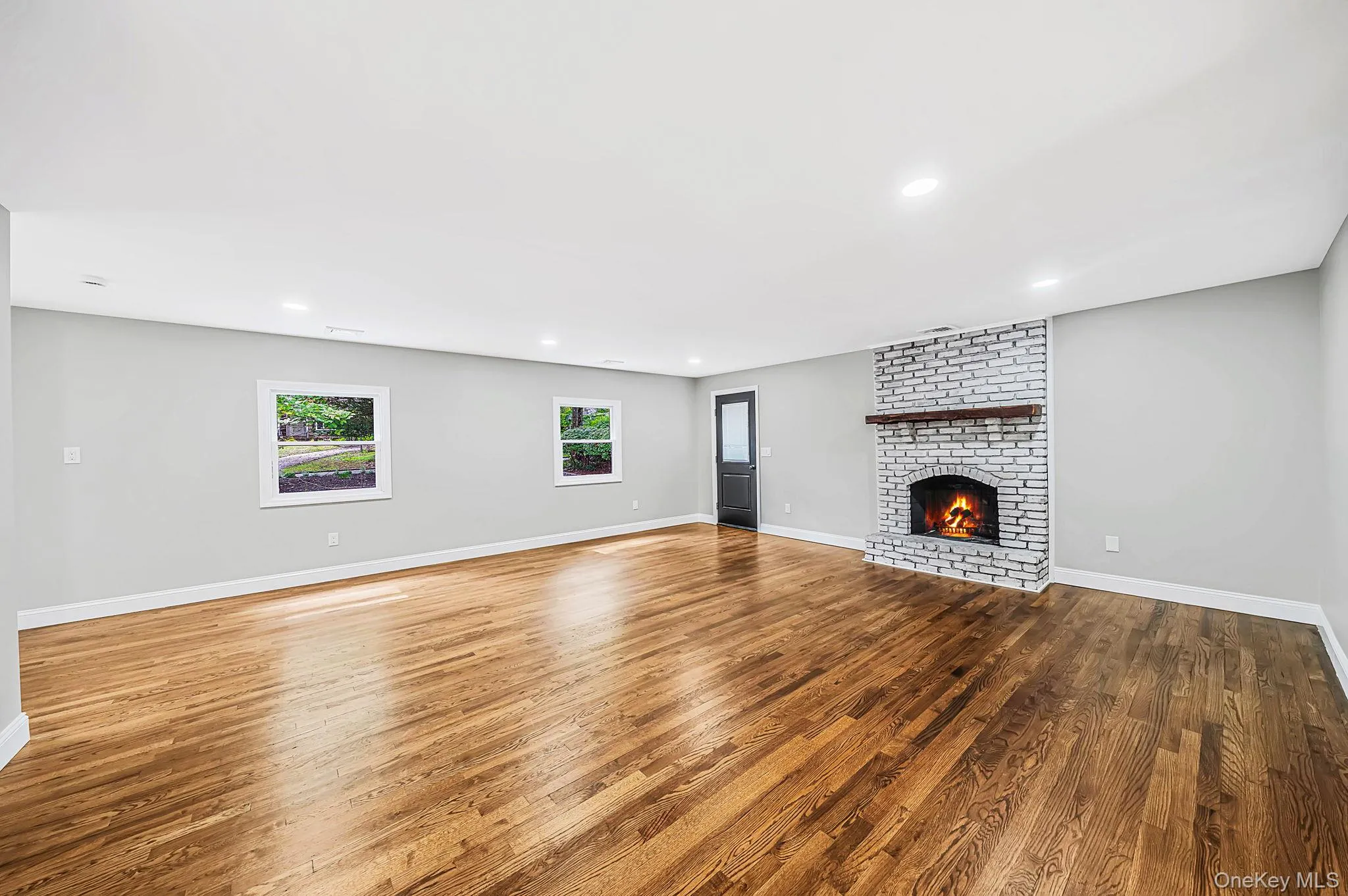15 Sands Lane, Brookhaven, NY, 5 Bedrooms Bedrooms, 12 Rooms Rooms,3 BathroomsBathrooms,Residential,For Rent,Sands,0,1050505 15 Sands Lane, Brookhaven, NY, 5 Bedrooms Bedrooms, 12 Rooms Rooms,3 BathroomsBathrooms,Residential,For Rent,Sands,0,1050505