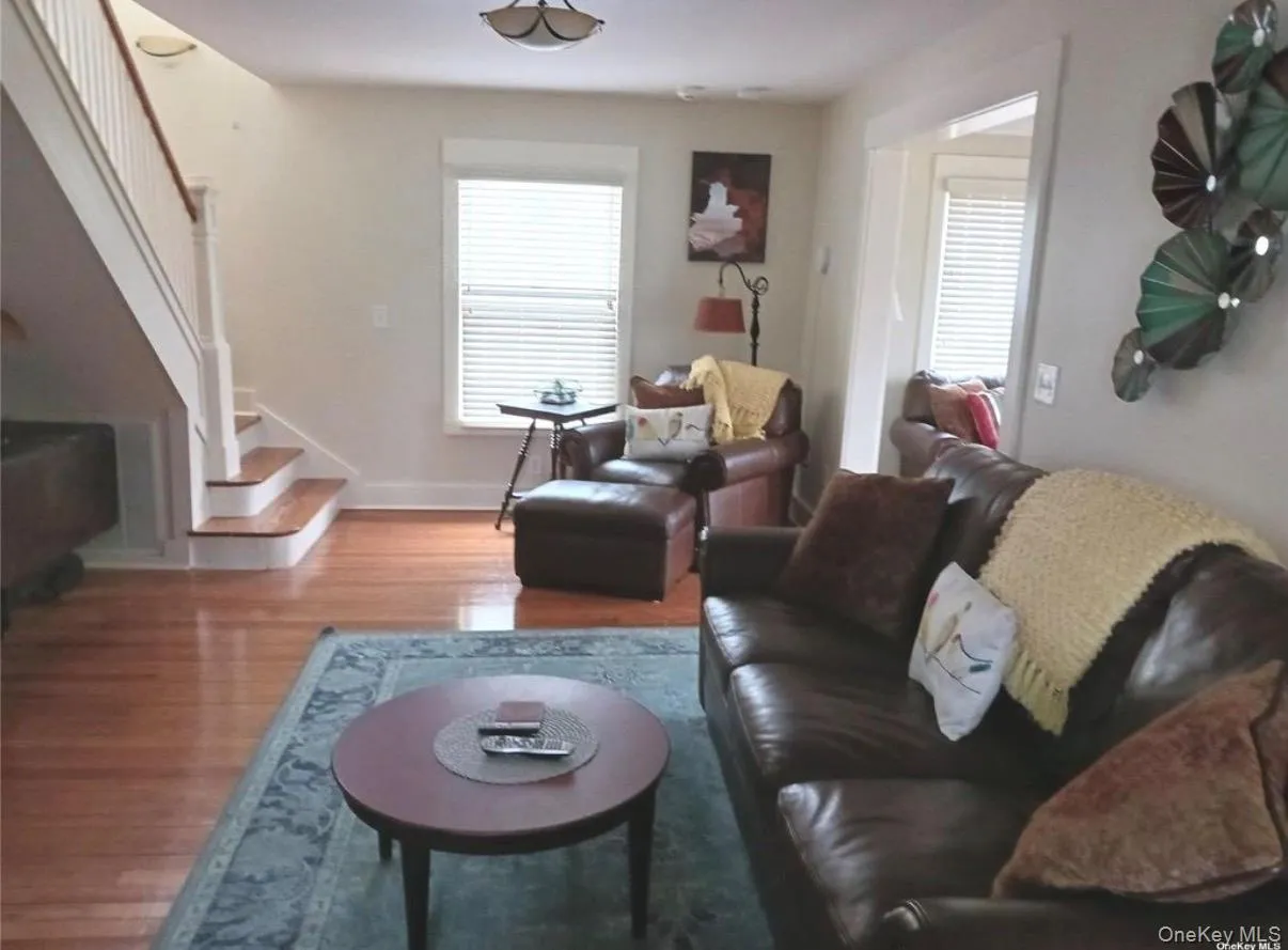 572 Montauk Highway, Southampton, NY, 6 Bedroom Bedrooms, 14 Room Rooms,2 BathroomBathrooms,Residential Lease,For Rent,Montauk Highway,0,1050511 572 Montauk Highway, Southampton, NY, 6 Bedroom Bedrooms, 14 Room Rooms,2 BathroomBathrooms,Residential Lease,For Rent,Montauk Highway,0,1050511