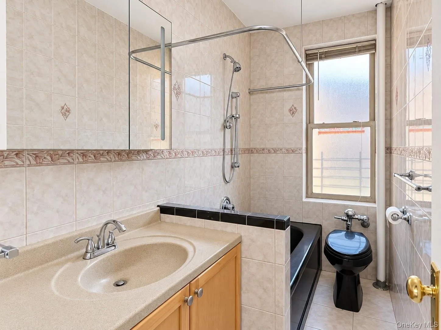 43-10 48 Avenue, New York, NY, 2 Bedrooms Bedrooms, 4 Rooms Rooms,1 BathroomBathrooms,Residential,For Rent,48,0,1050512 43-10 48 Avenue, New York, NY, 2 Bedrooms Bedrooms, 4 Rooms Rooms,1 BathroomBathrooms,Residential,For Rent,48,0,1050512