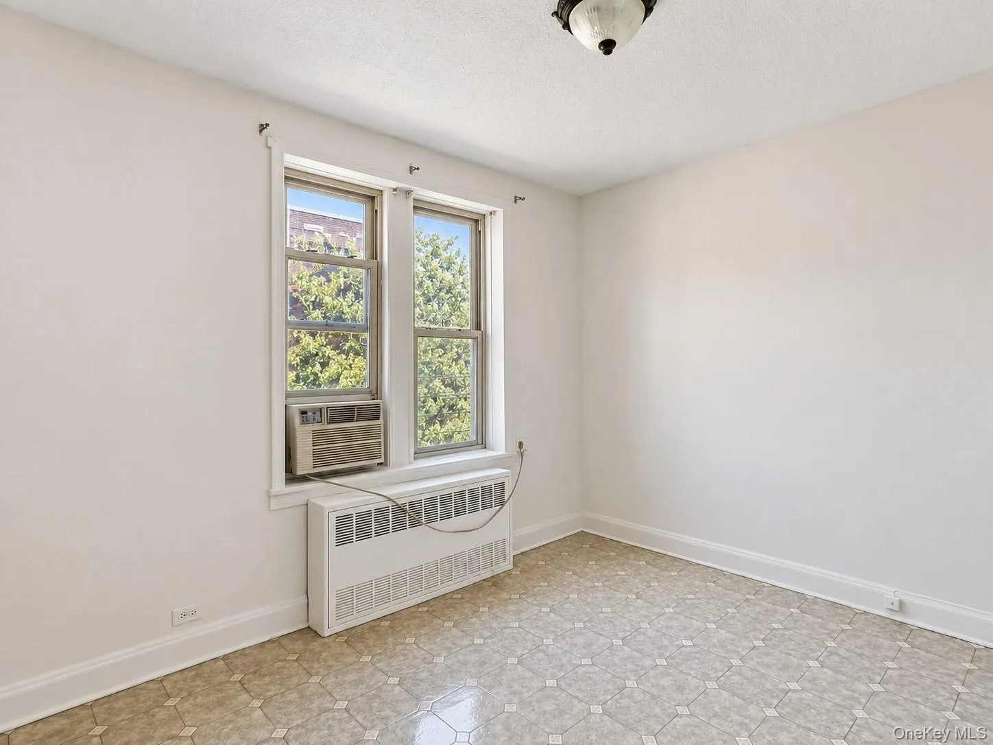 43-10 48 Avenue, New York, NY, 2 Bedrooms Bedrooms, 4 Rooms Rooms,1 BathroomBathrooms,Residential,For Rent,48,0,1050512 43-10 48 Avenue, New York, NY, 2 Bedrooms Bedrooms, 4 Rooms Rooms,1 BathroomBathrooms,Residential,For Rent,48,0,1050512