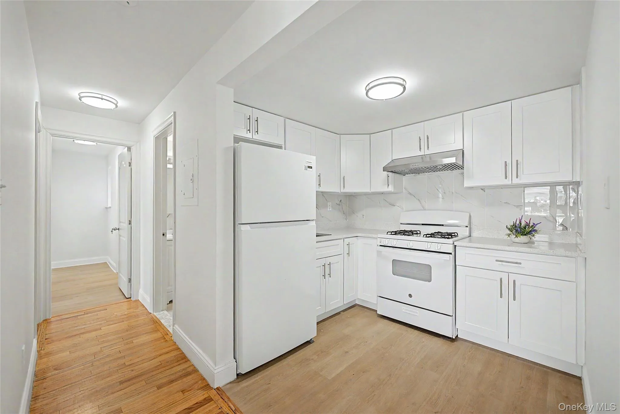 41-58 71st Street, New York, NY, 2 Bedrooms Bedrooms, 5 Rooms Rooms,2 BathroomsBathrooms,Residential,For Rent,71st,0,1050513 41-58 71st Street, New York, NY, 2 Bedrooms Bedrooms, 5 Rooms Rooms,2 BathroomsBathrooms,Residential,For Rent,71st,0,1050513